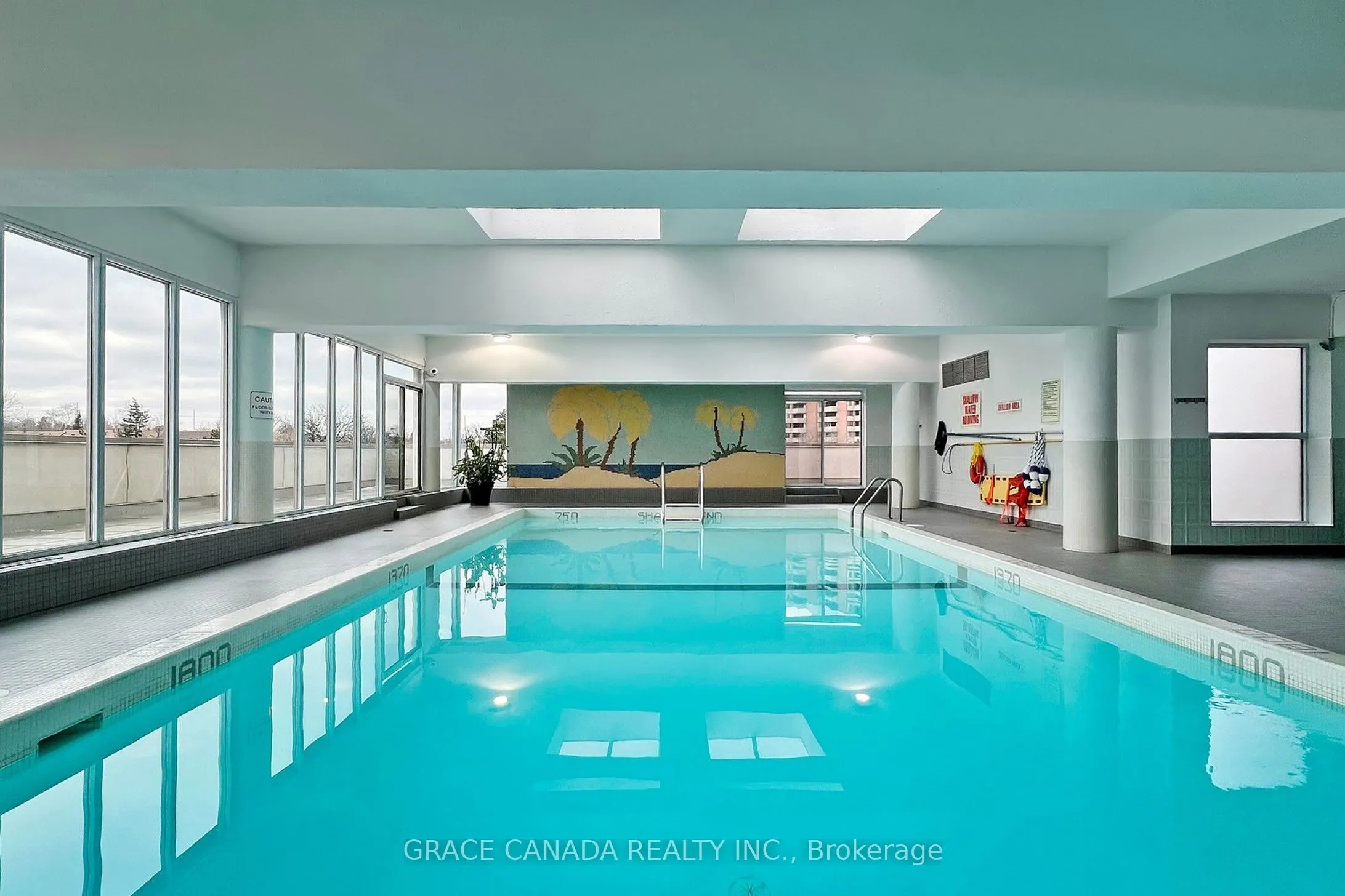 10 Dean Park Road, #903