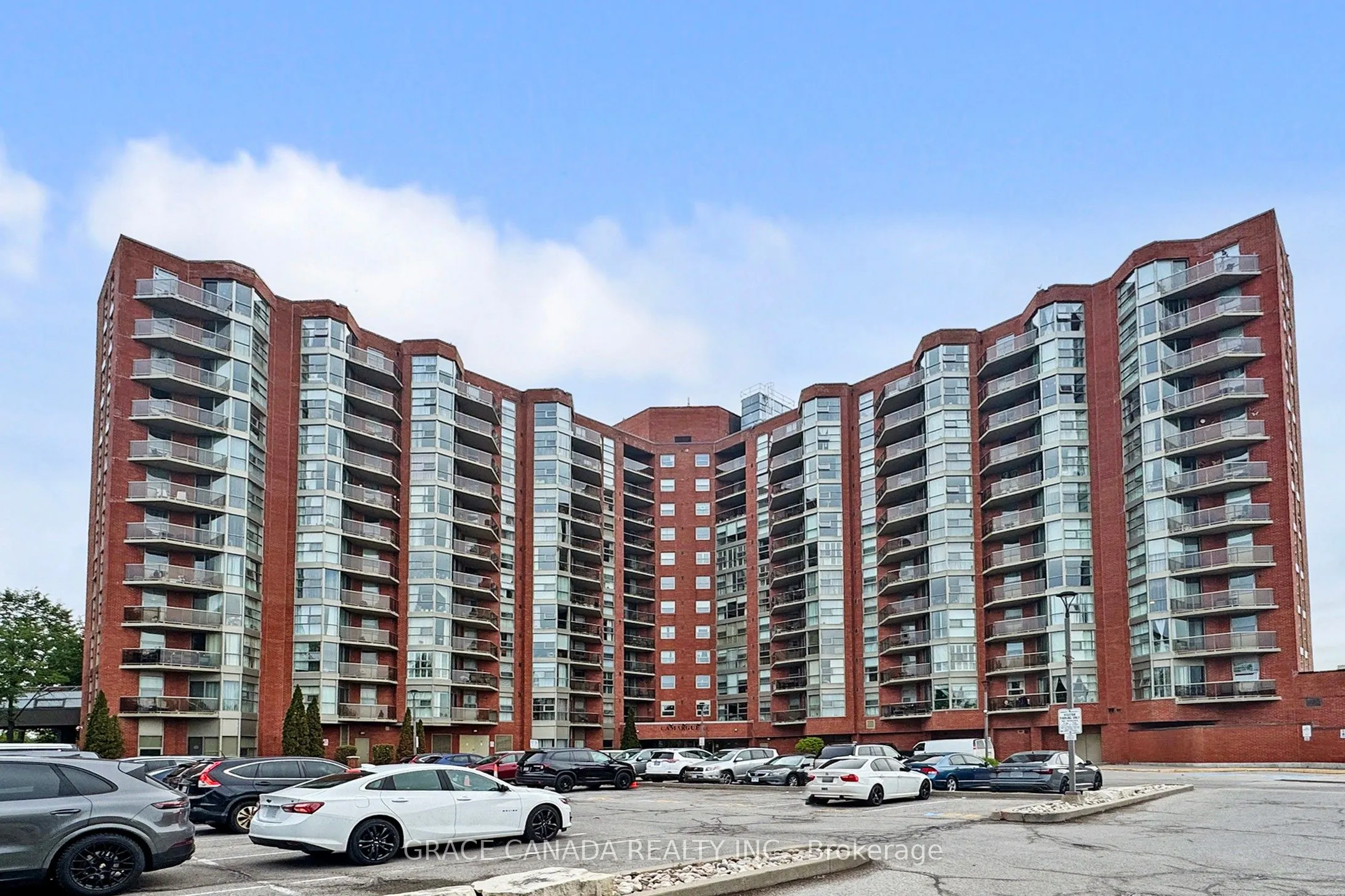 10 Dean Park Road, #903