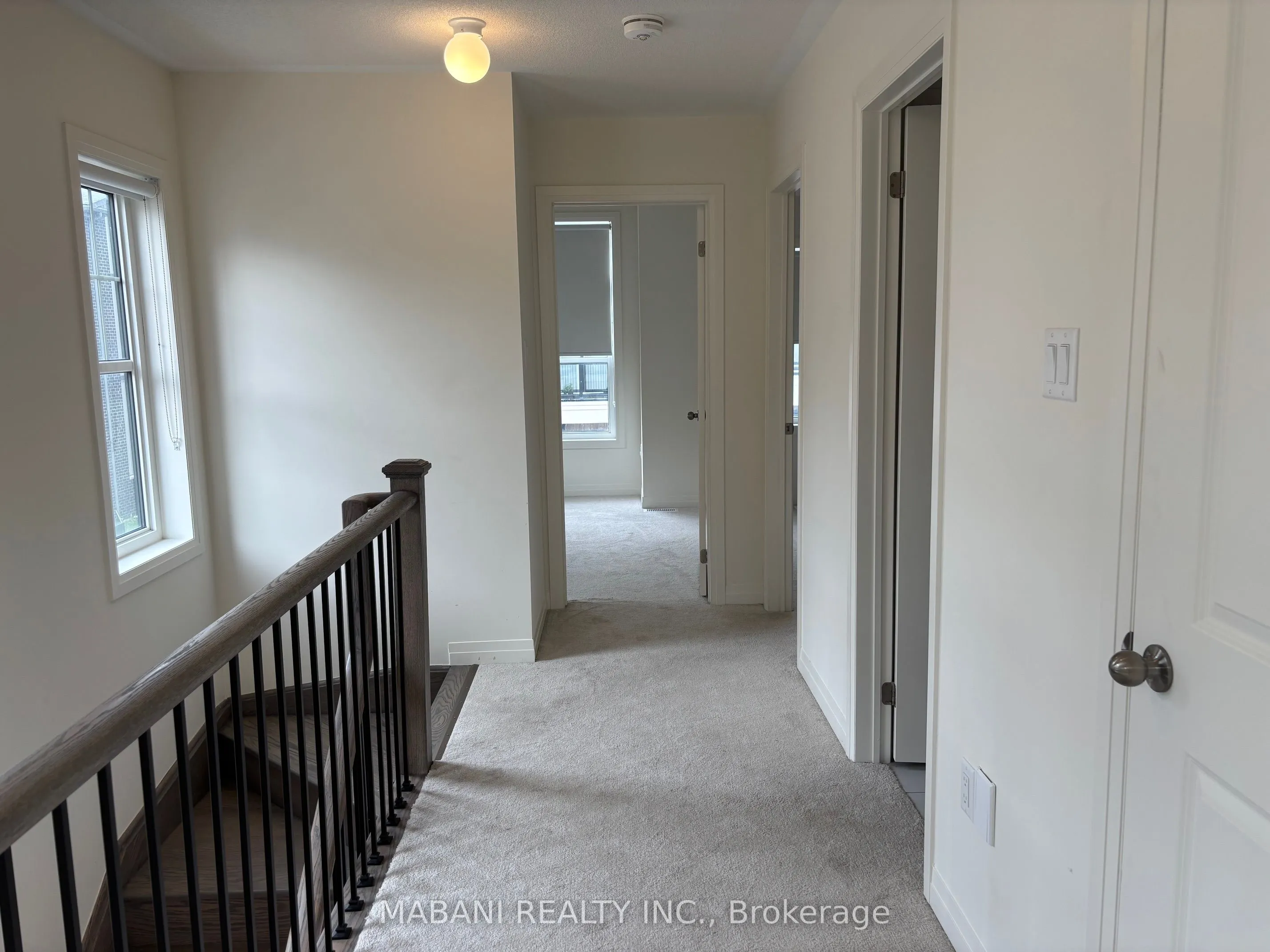1 King George Way