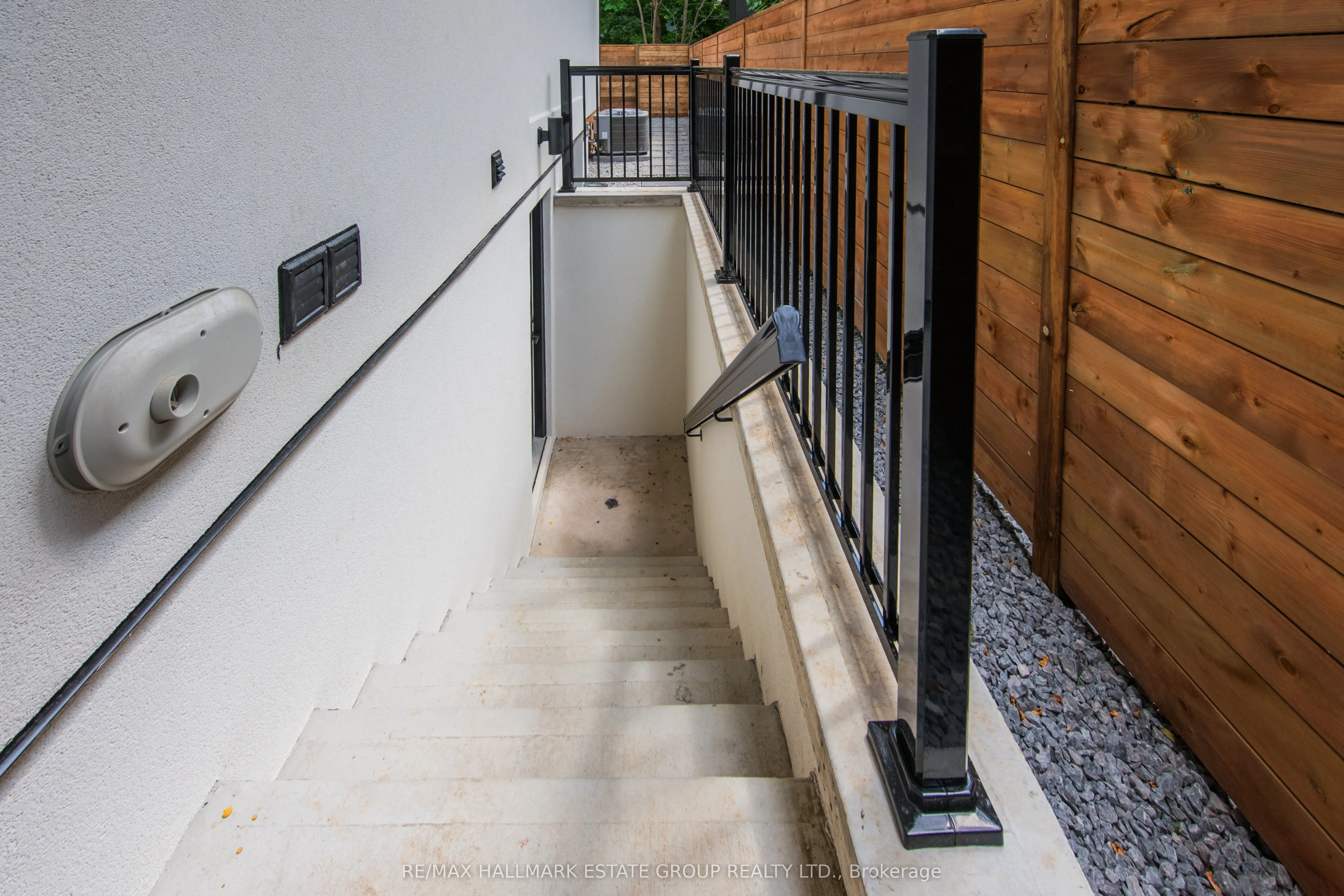 47 Laing Street