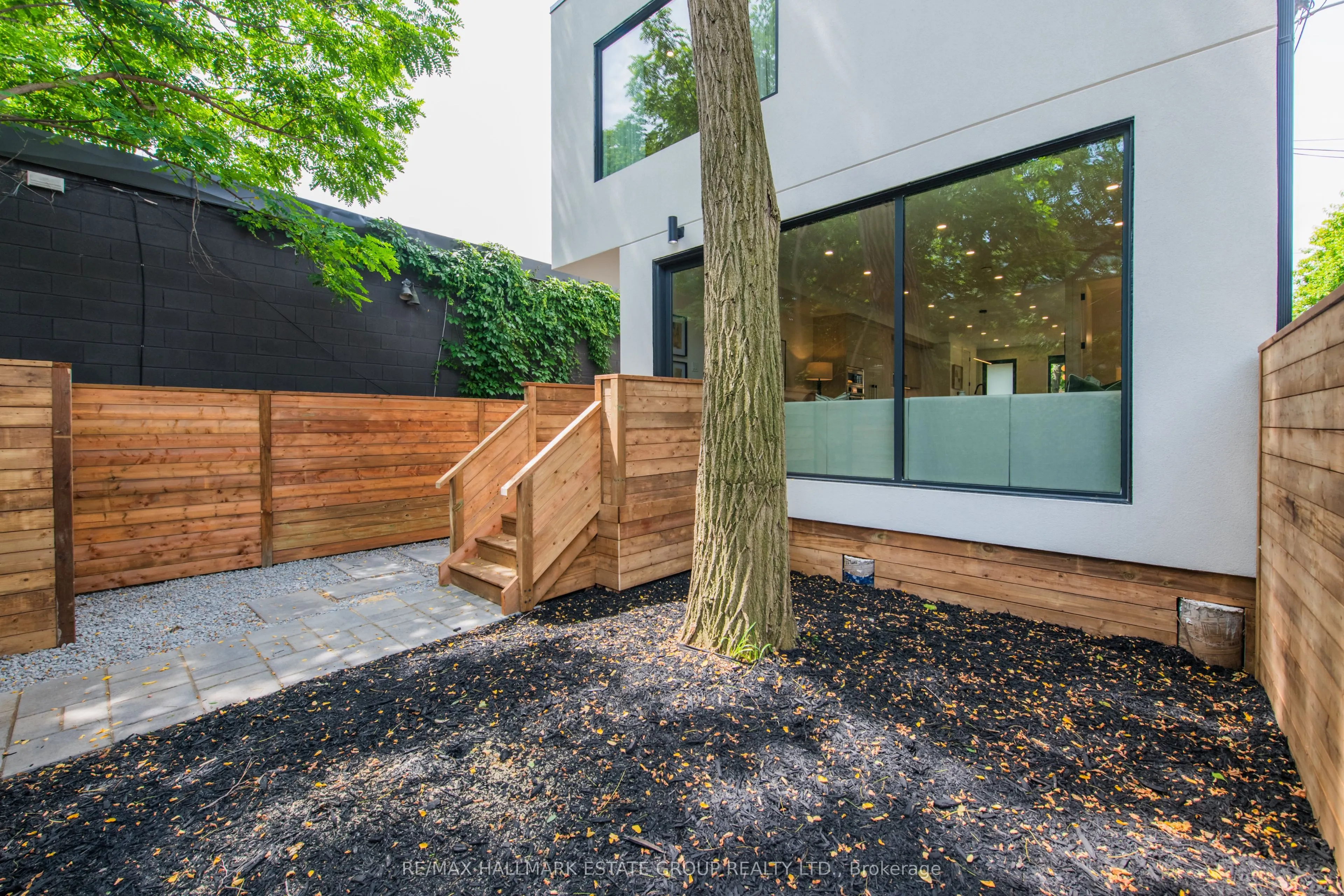 47 Laing Street