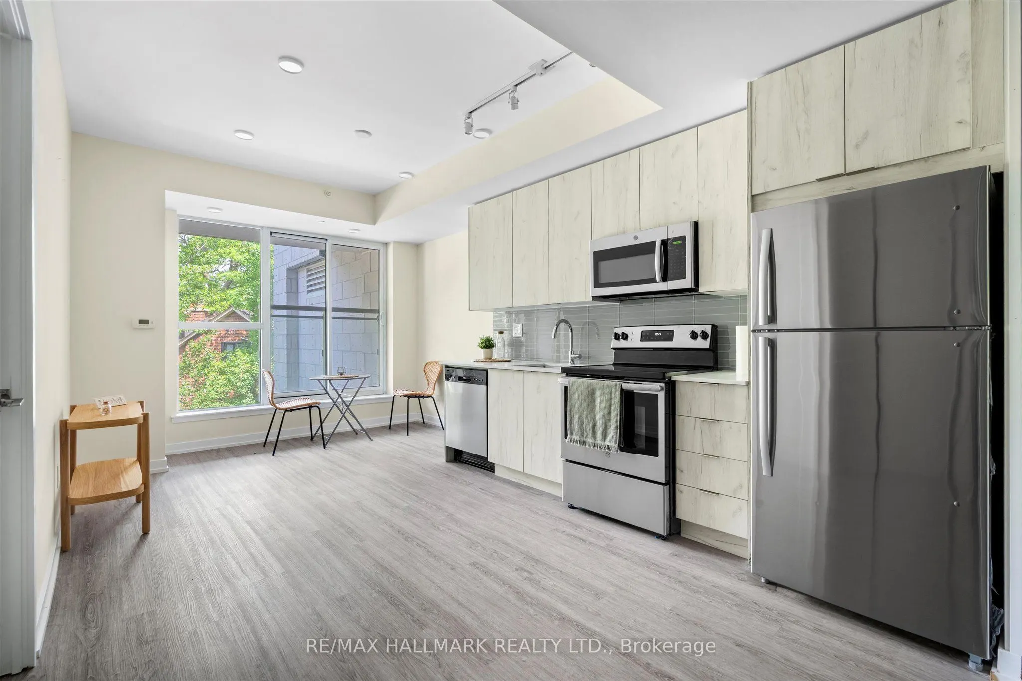 1350 Kingston Road, #116