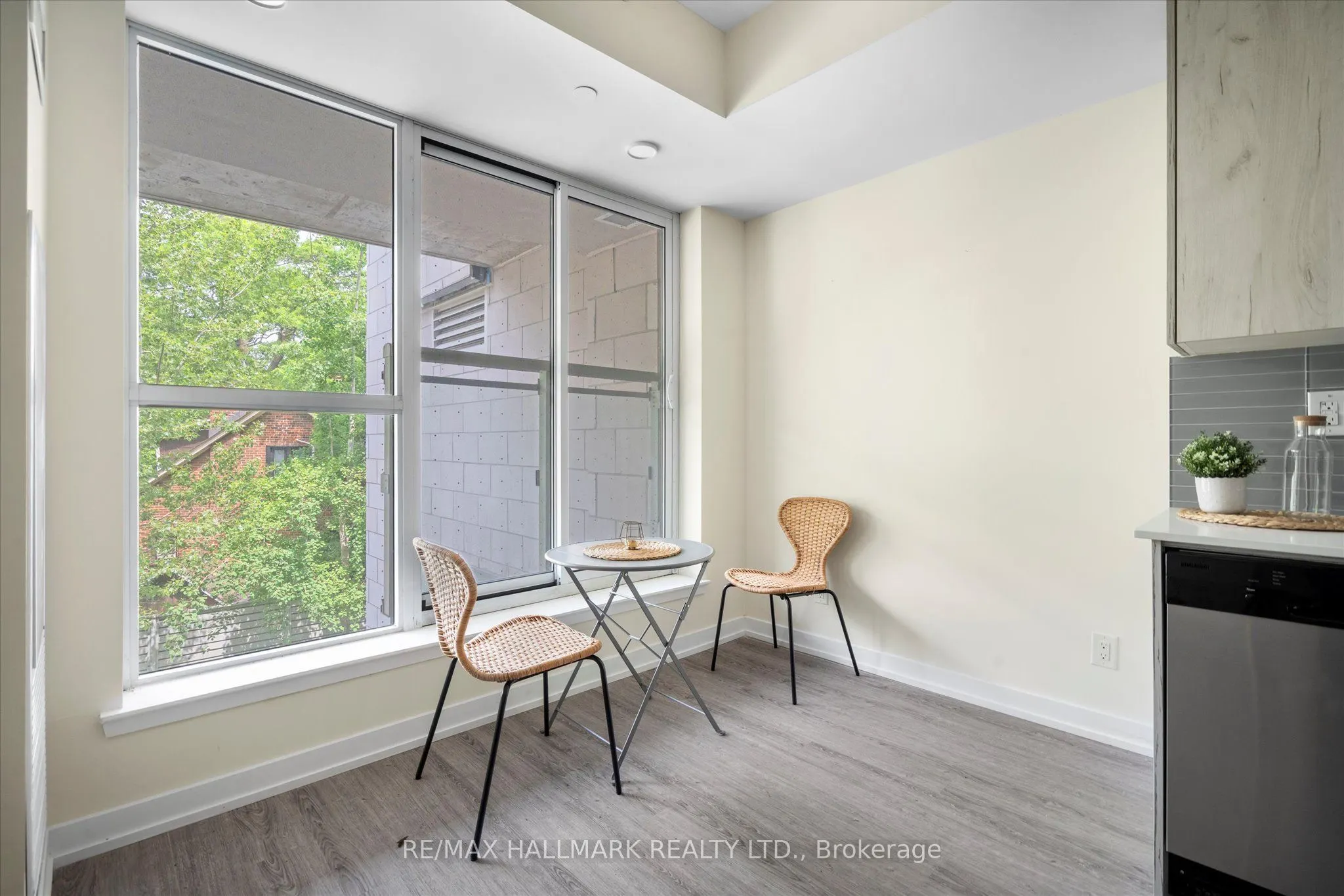 1350 Kingston Road, #116