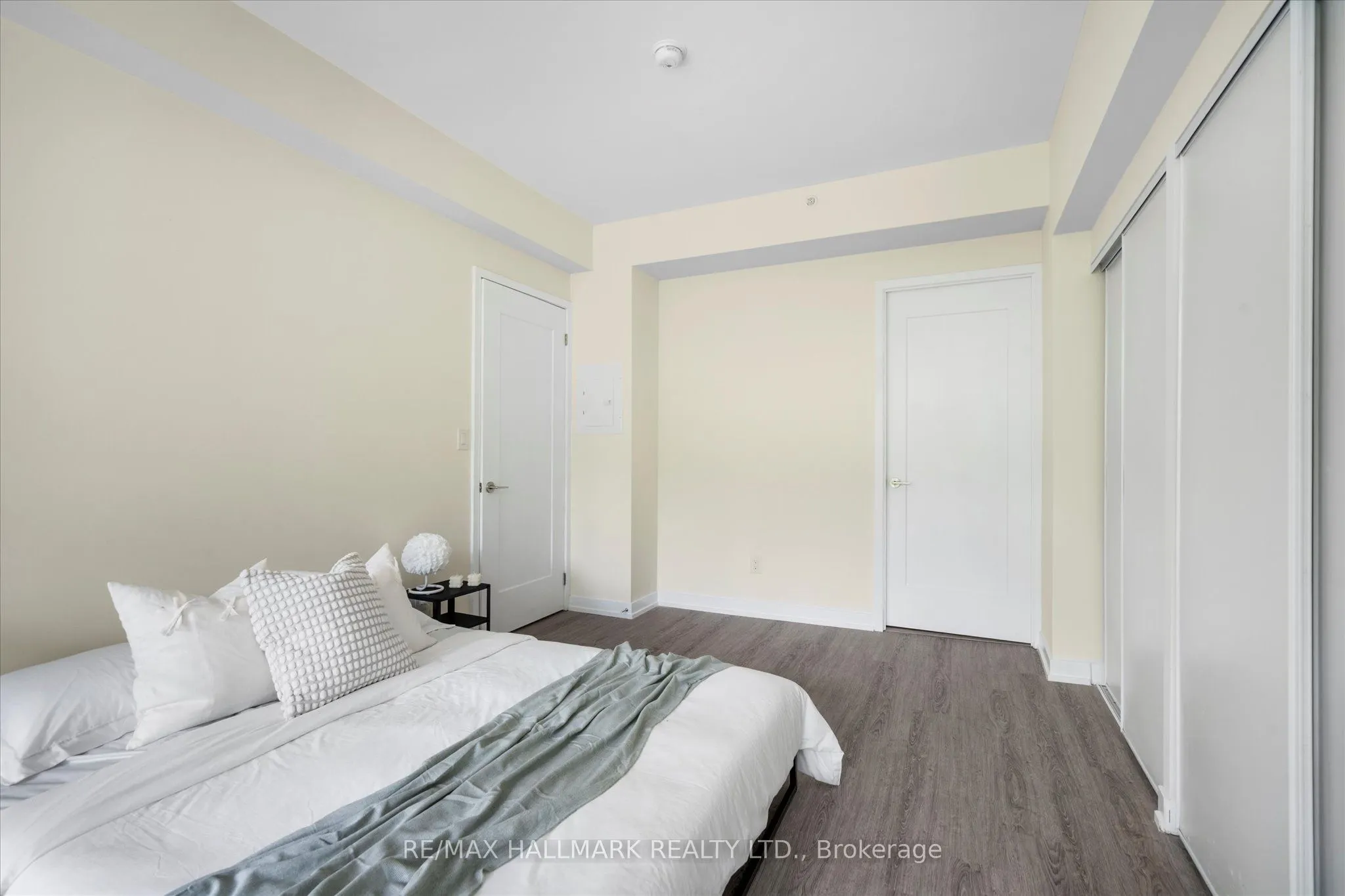 1350 Kingston Road, #116