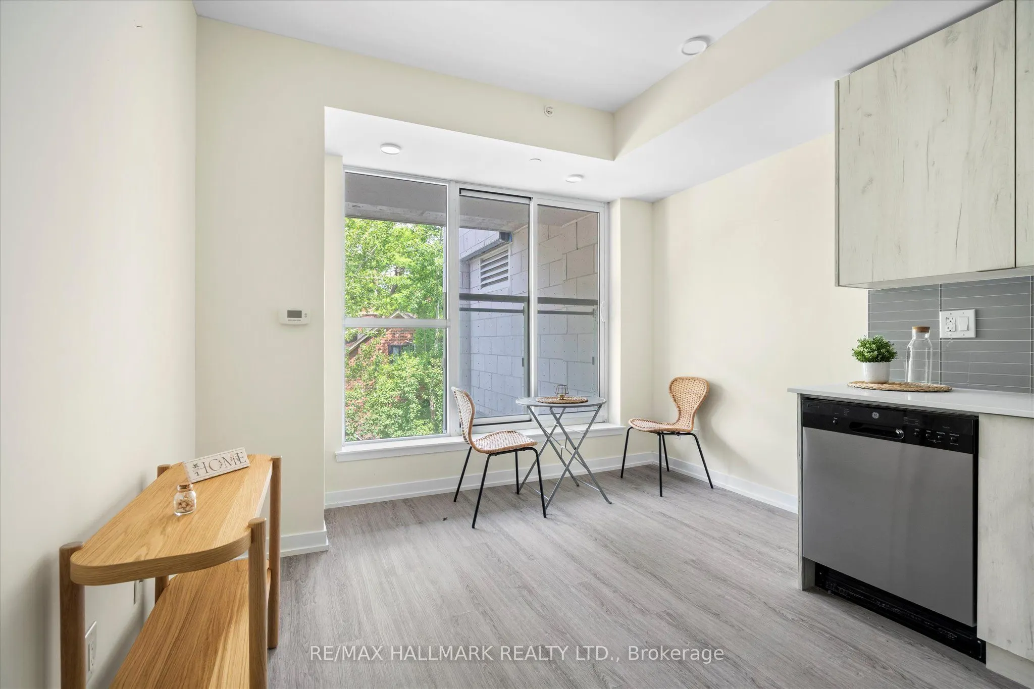1350 Kingston Road, #116