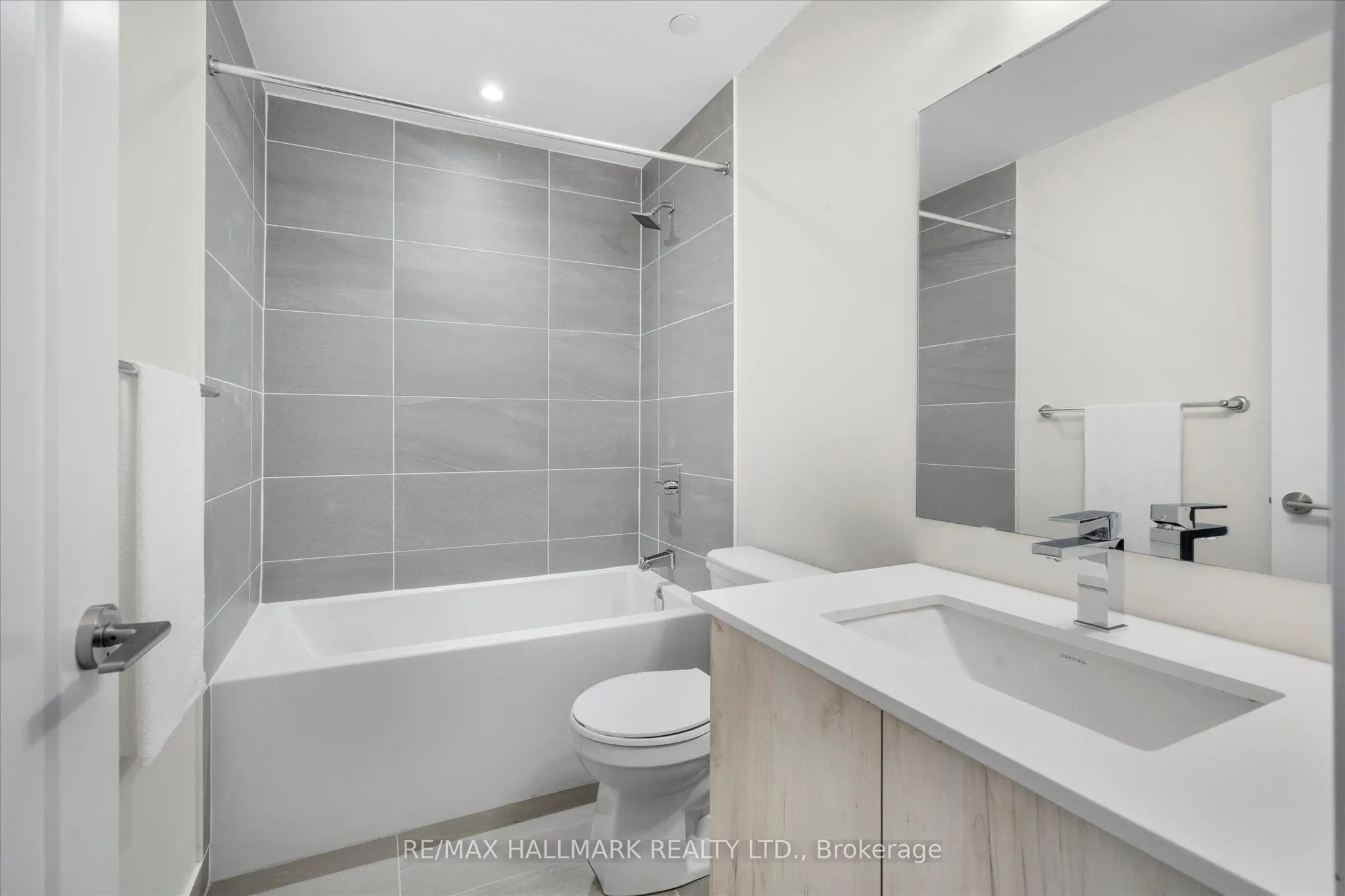 1350 Kingston Road, #116
