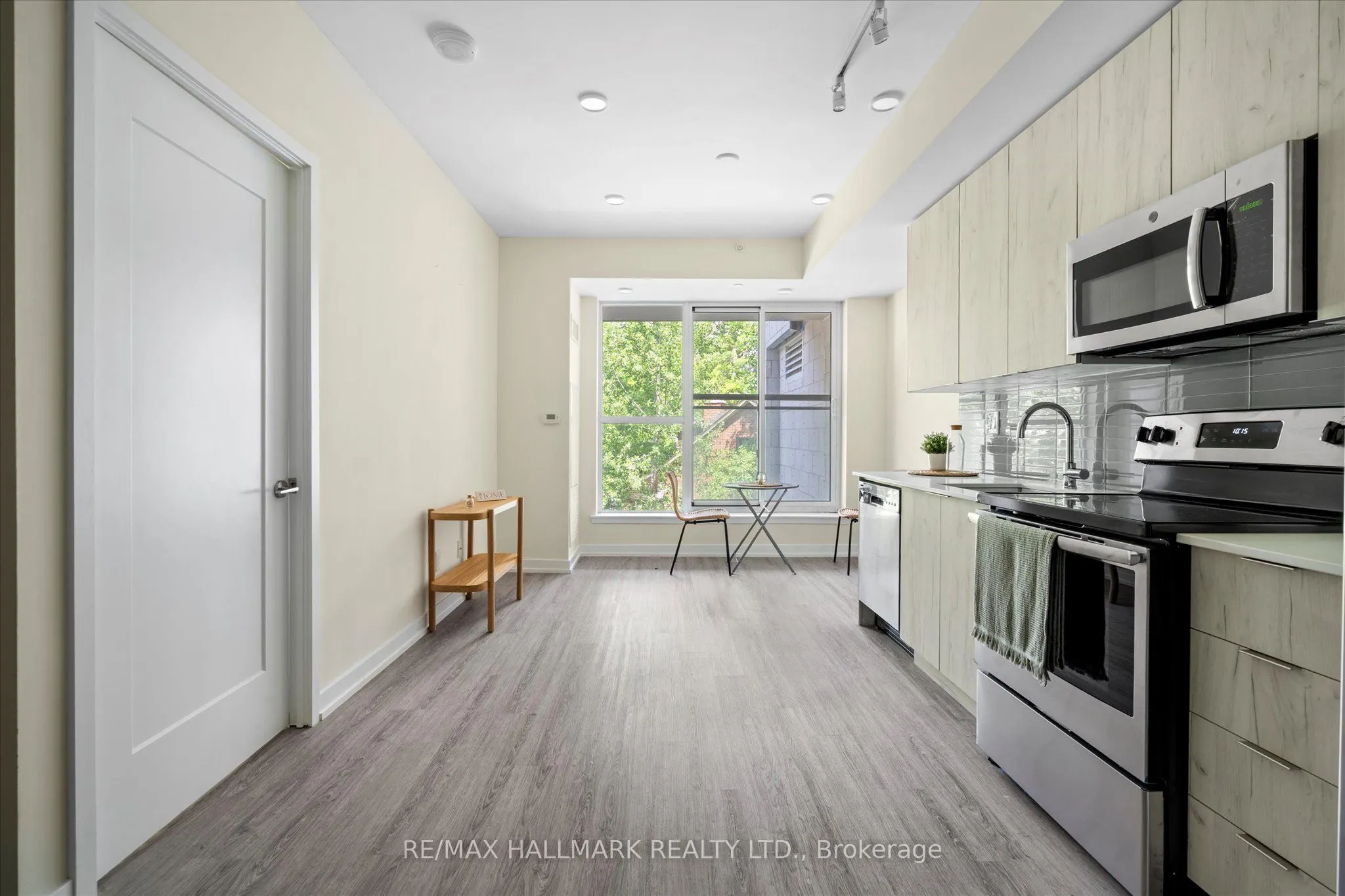 1350 Kingston Road, #116