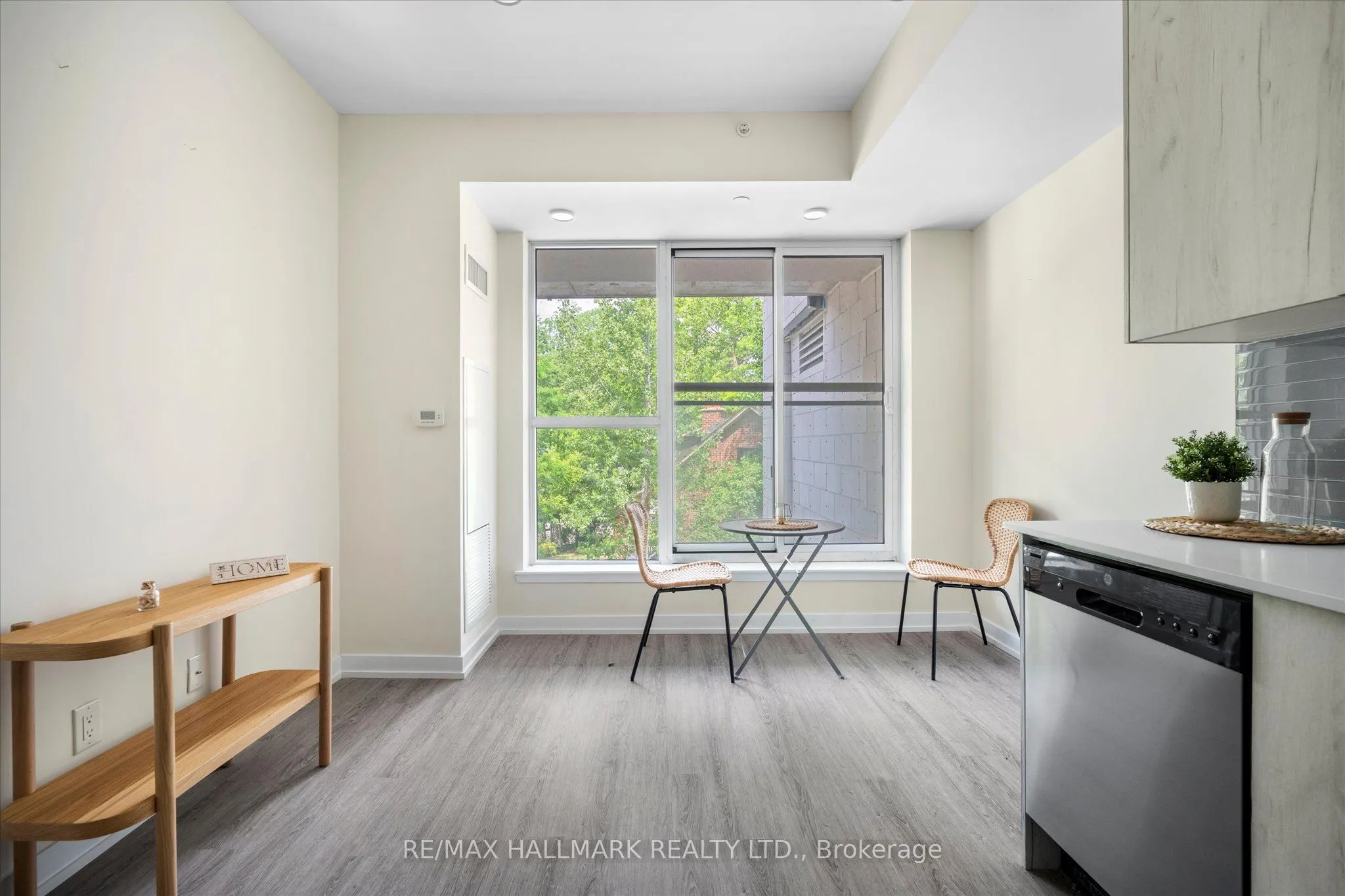 1350 Kingston Road, #116