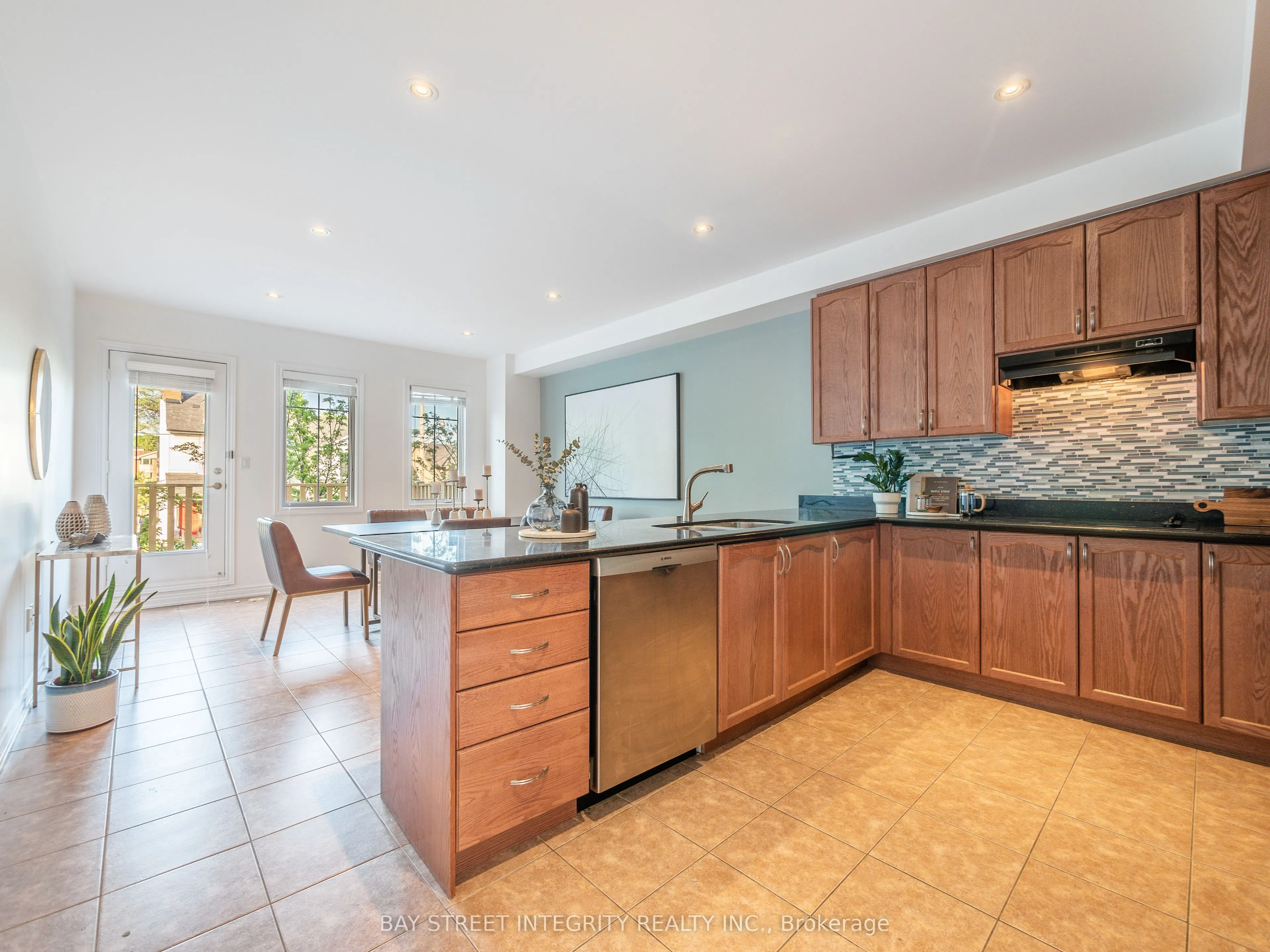 96 Woodbine Avenue
