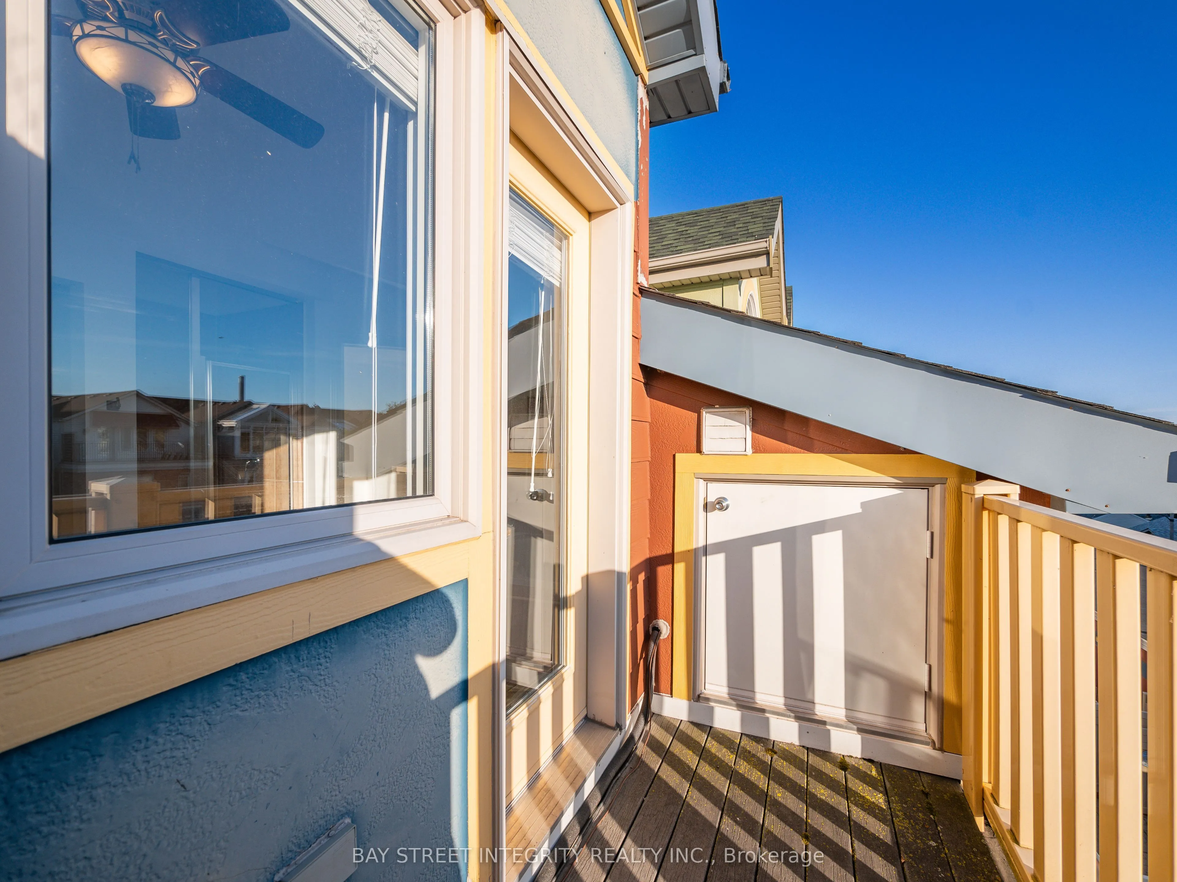 96 Woodbine Avenue