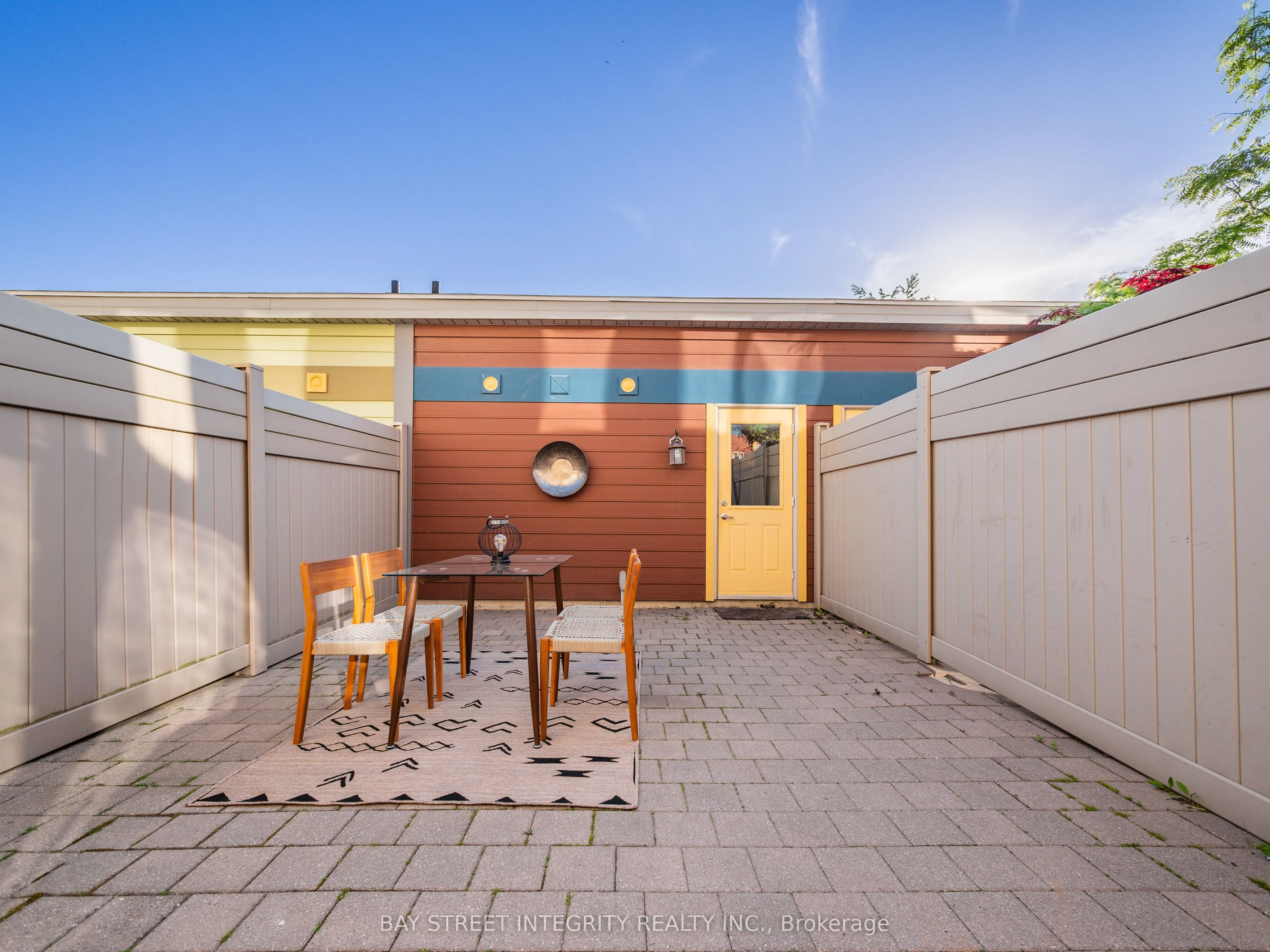 96 Woodbine Avenue