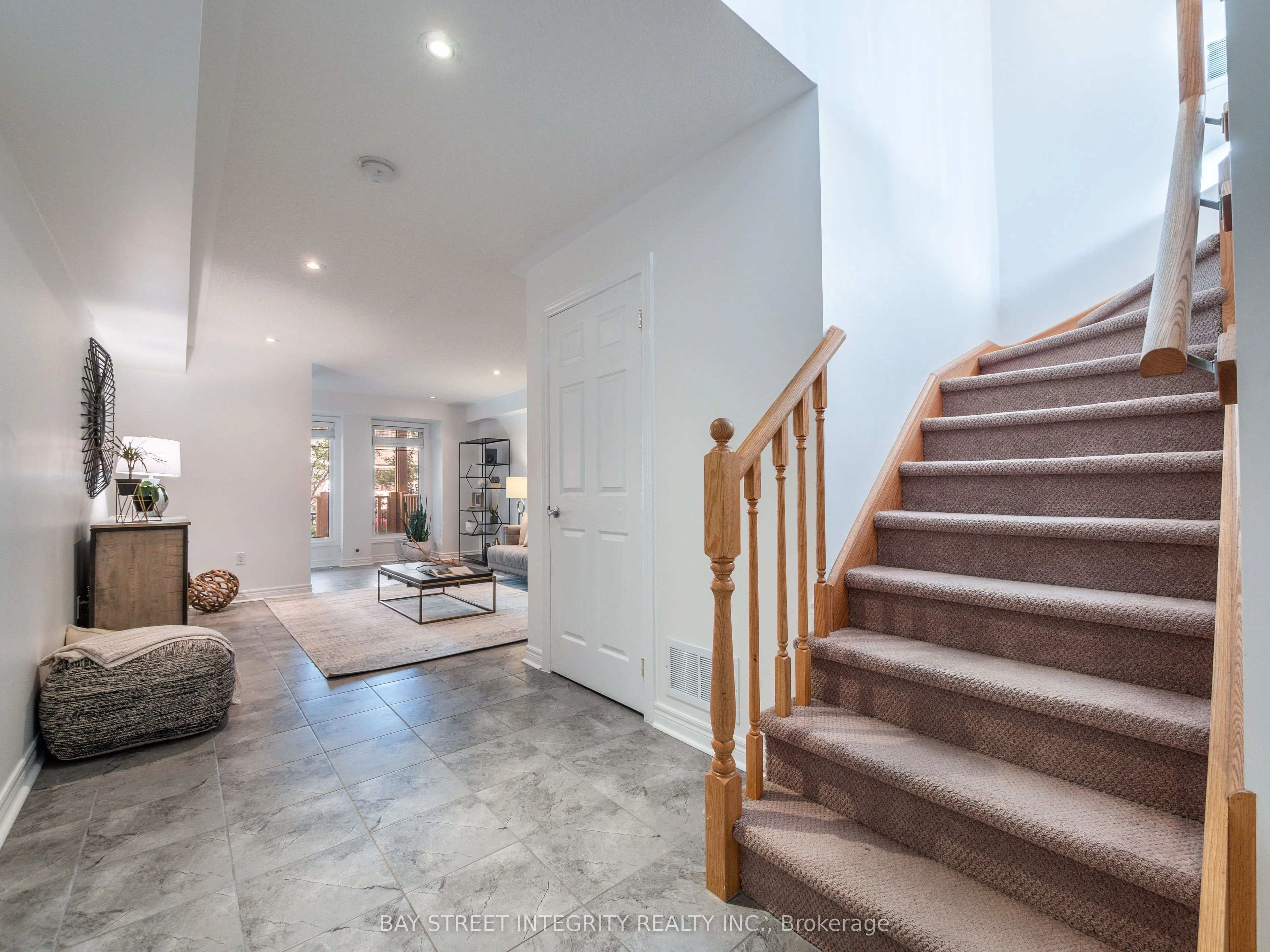 96 Woodbine Avenue