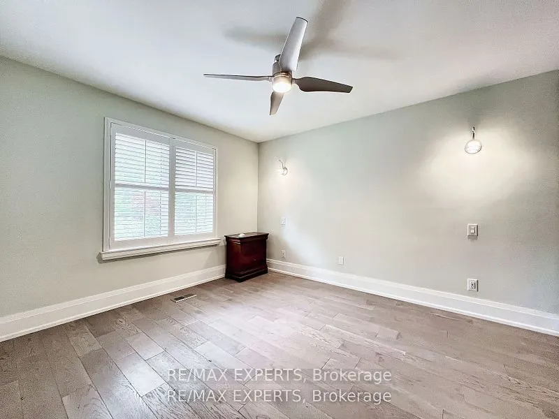 7 Montvale Drive