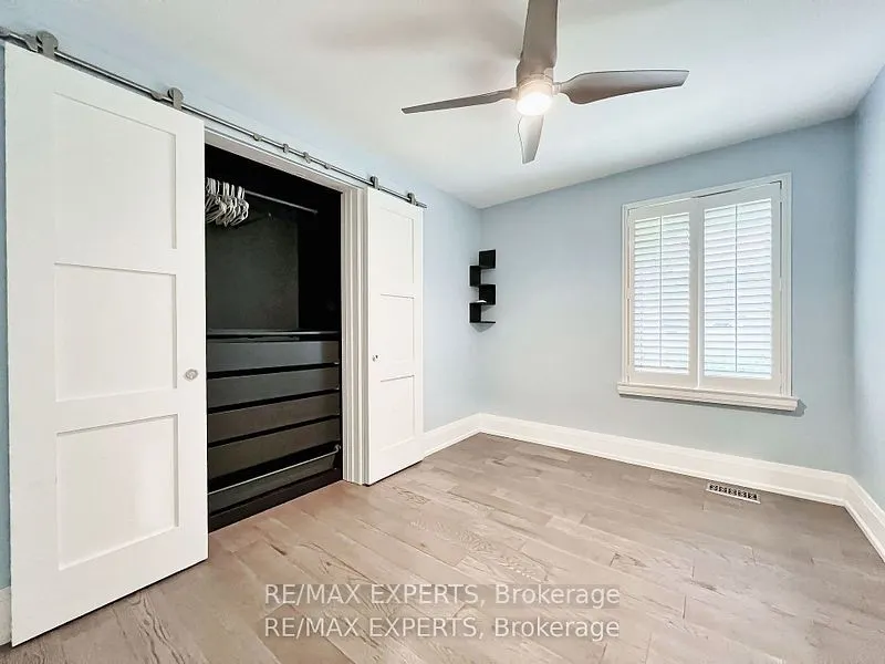 7 Montvale Drive
