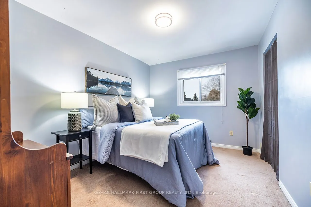 11 Riverview Drive