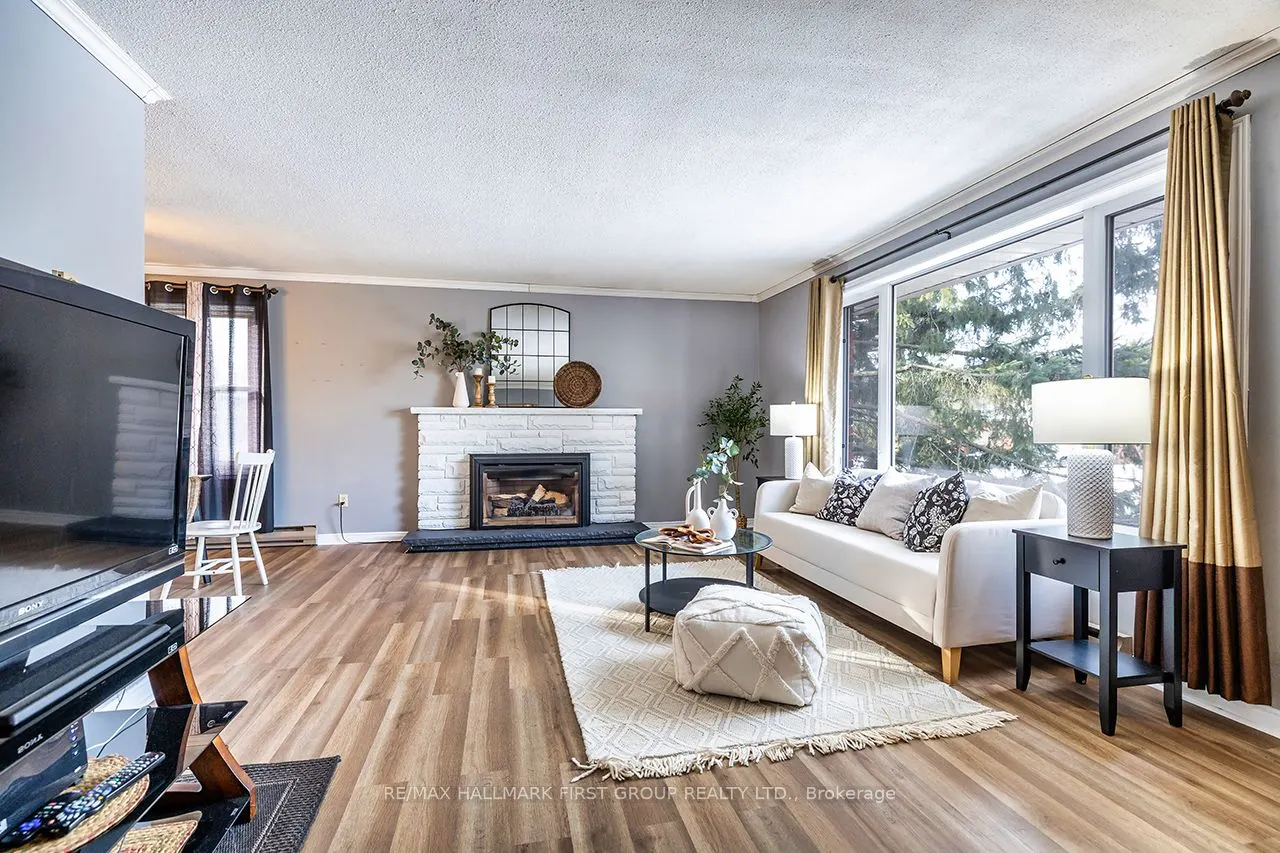 11 Riverview Drive