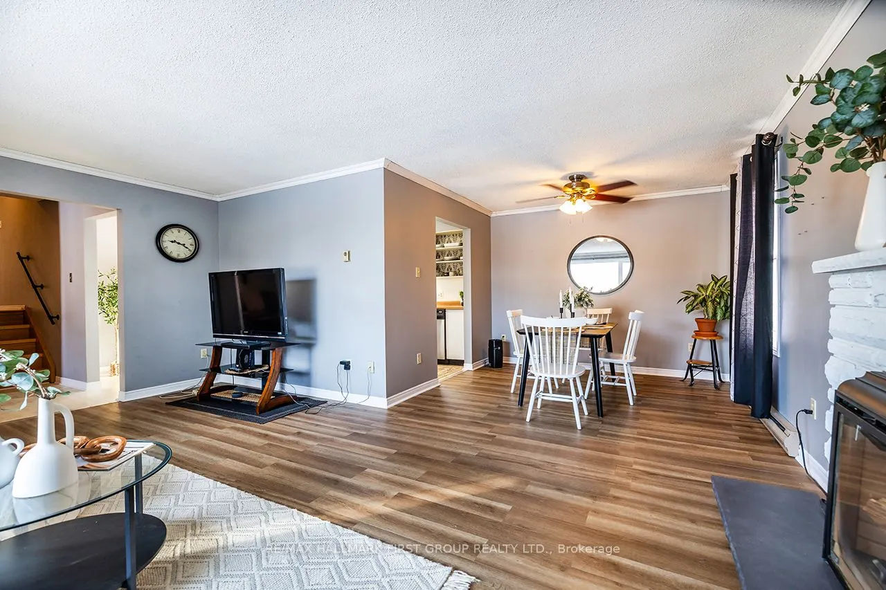 11 Riverview Drive