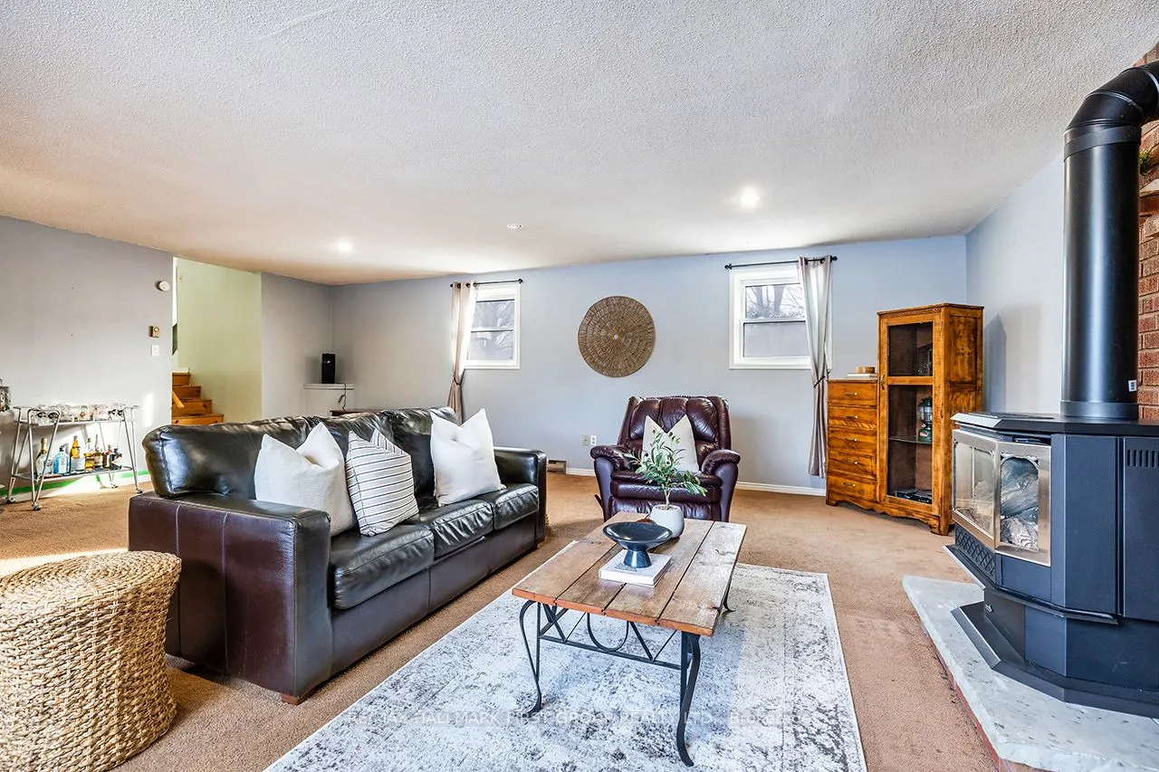 11 Riverview Drive