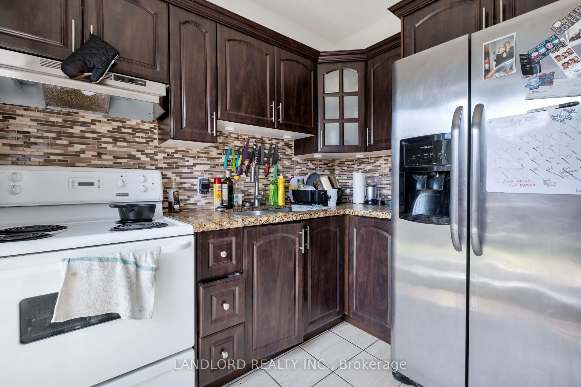 1111 Gerrard Street E