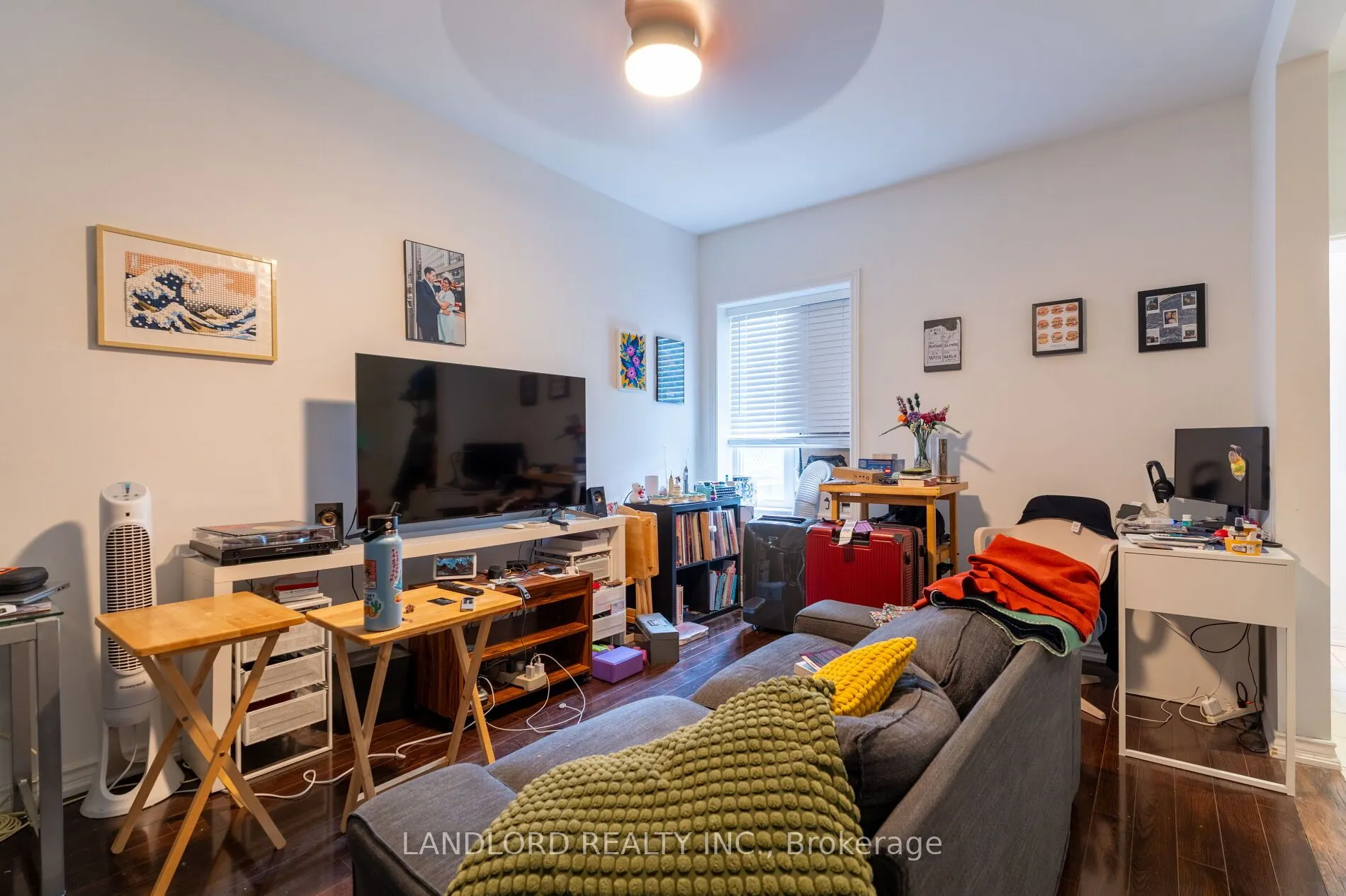 1111 Gerrard Street E