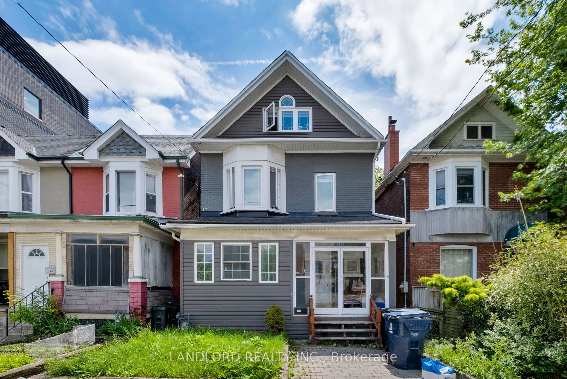 1111 Gerrard Street E