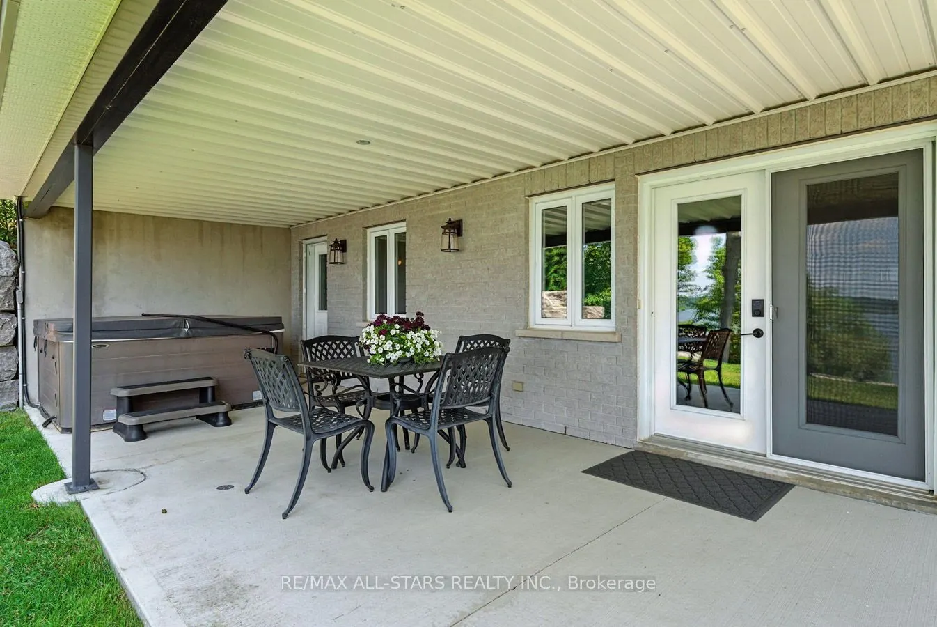 18 Pettet Drive