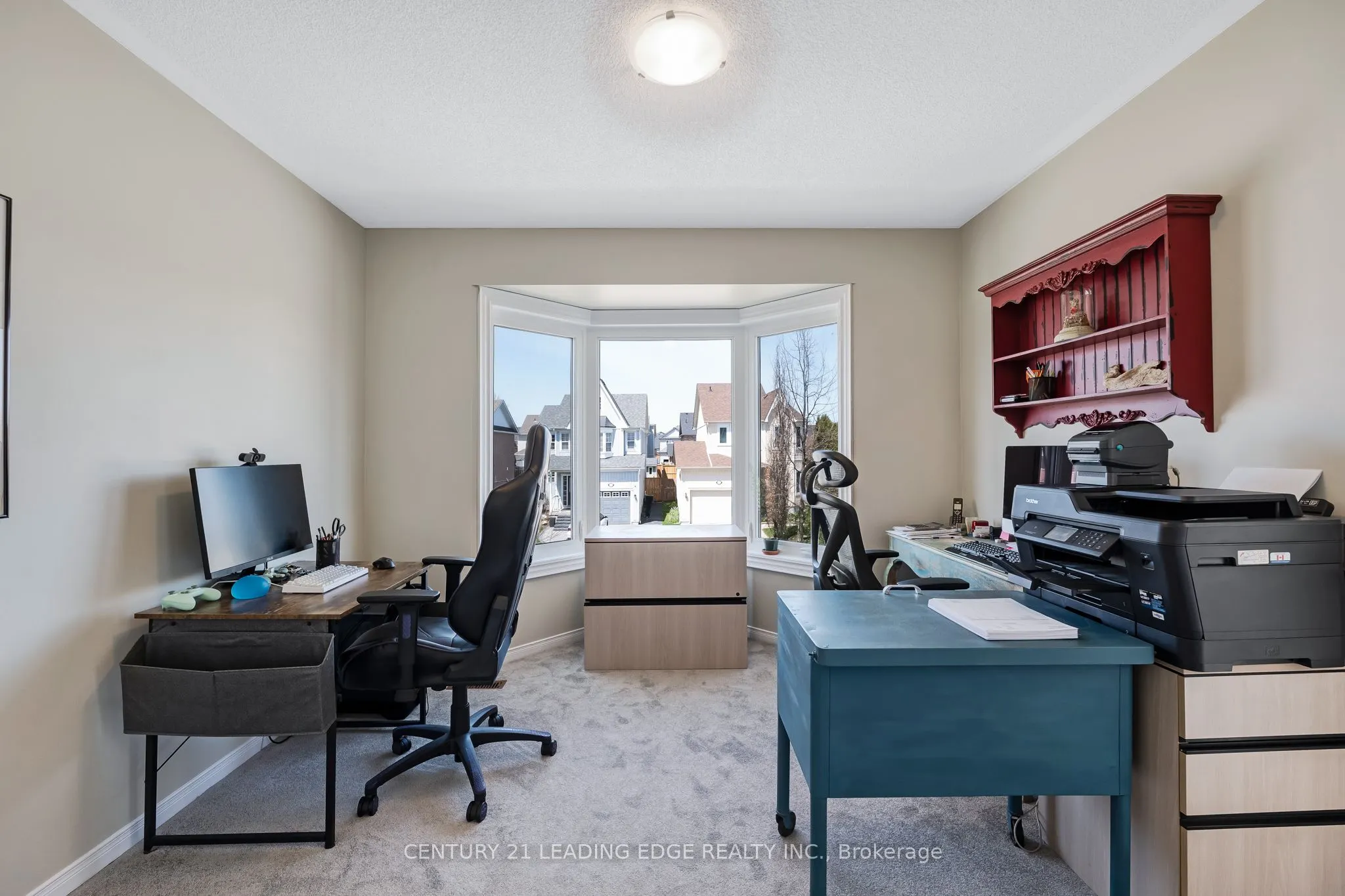 53 Kinross Avenue