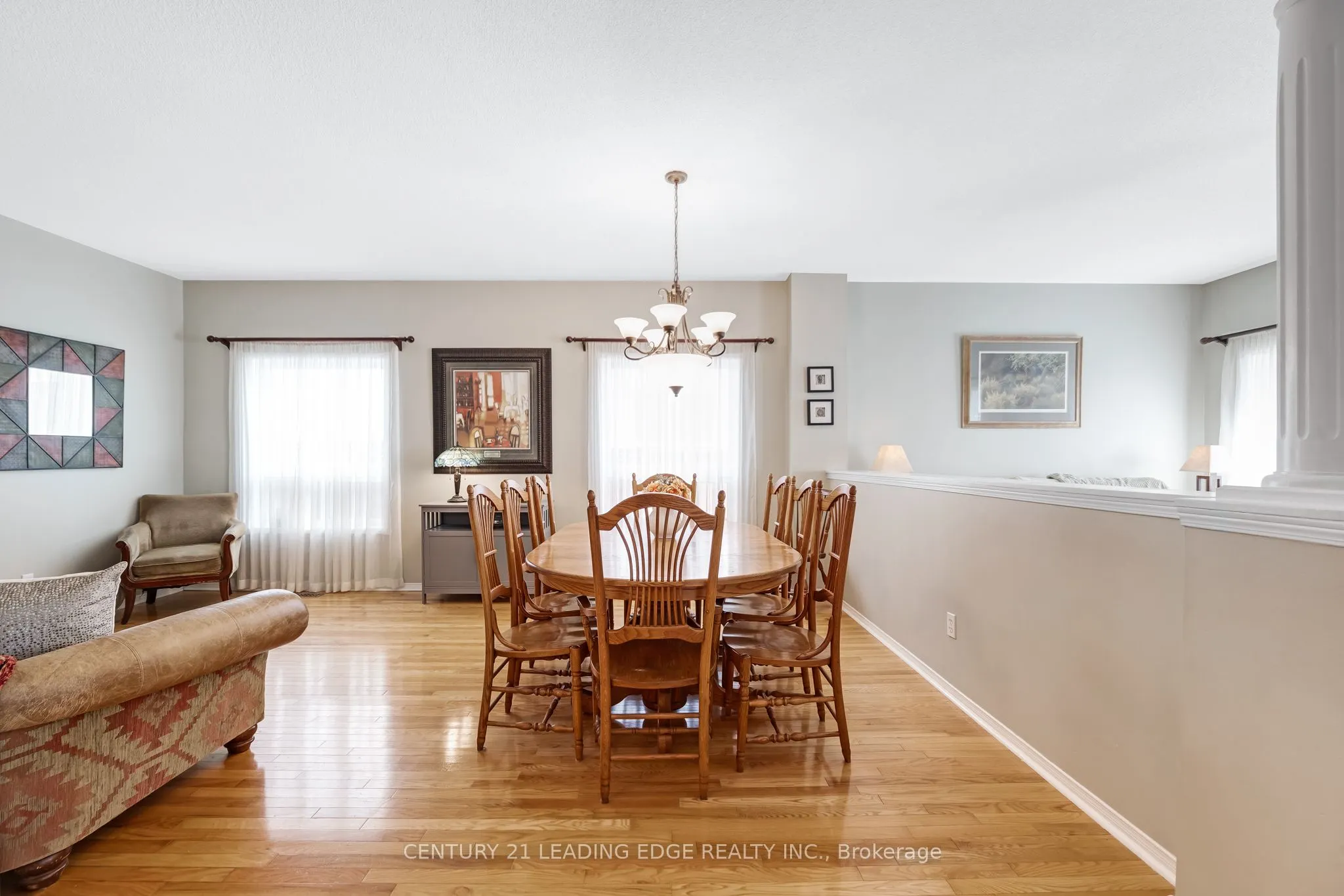 53 Kinross Avenue