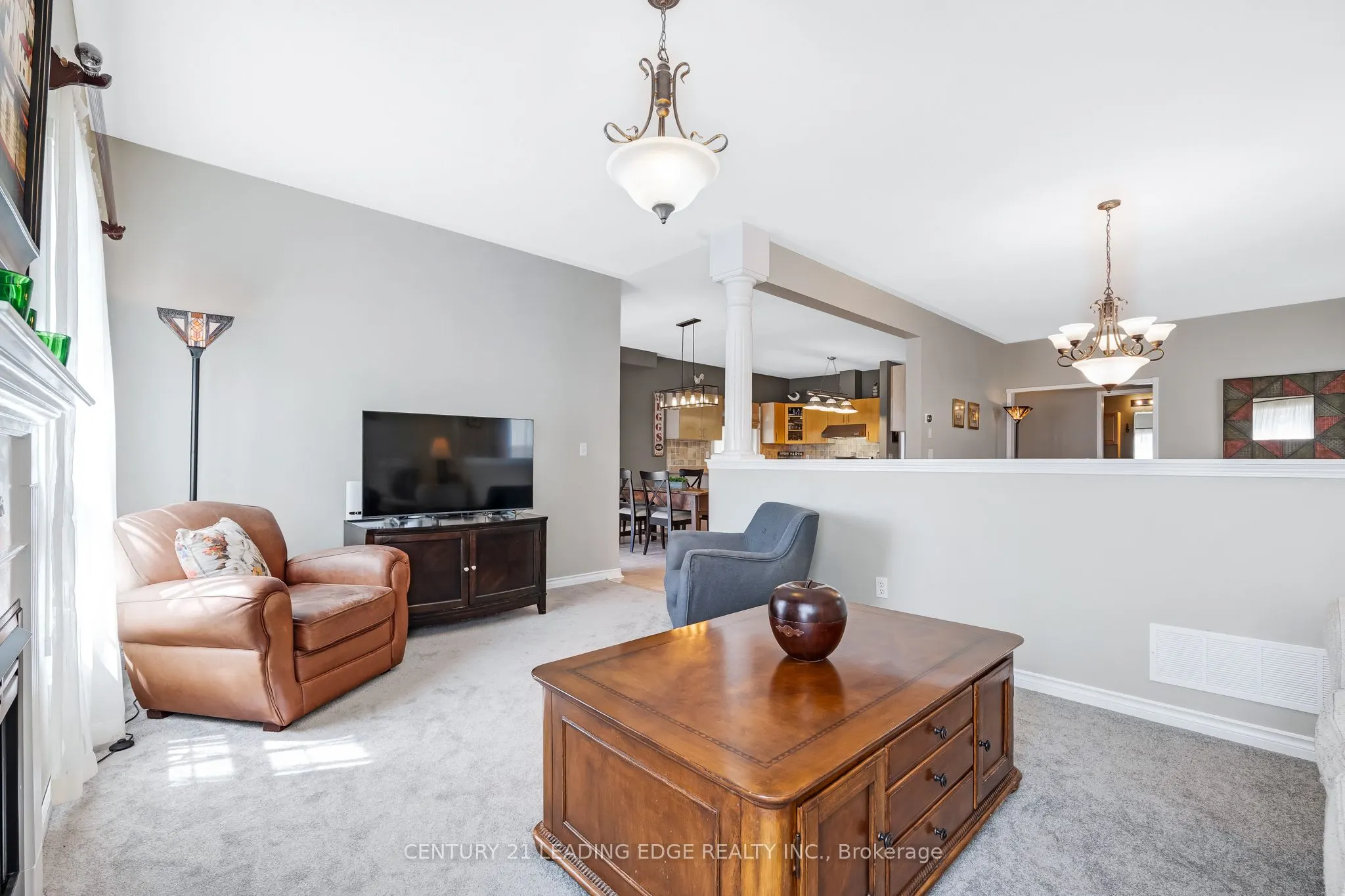 53 Kinross Avenue