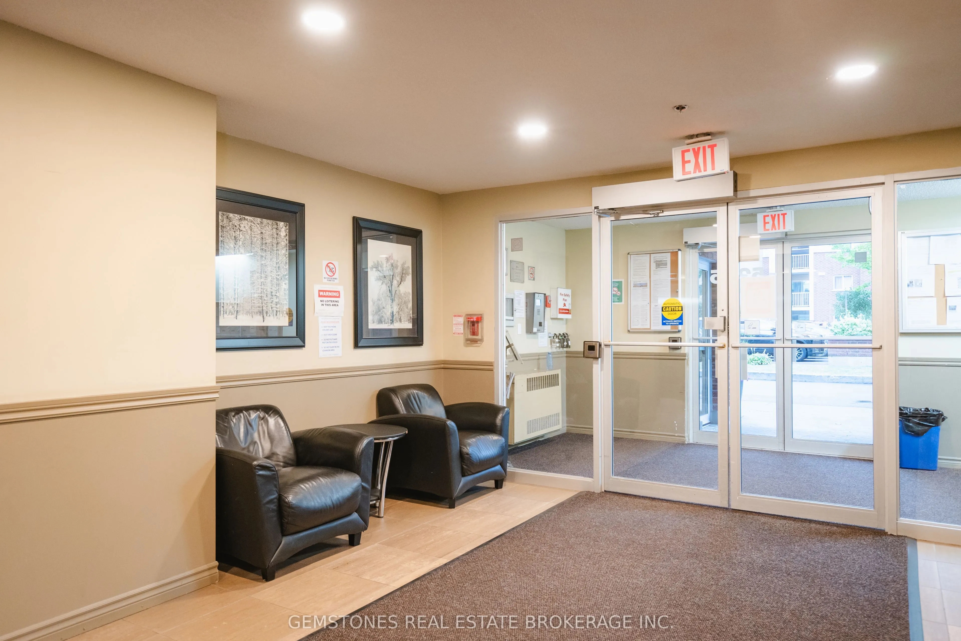5235 Finch Avenue E, #112