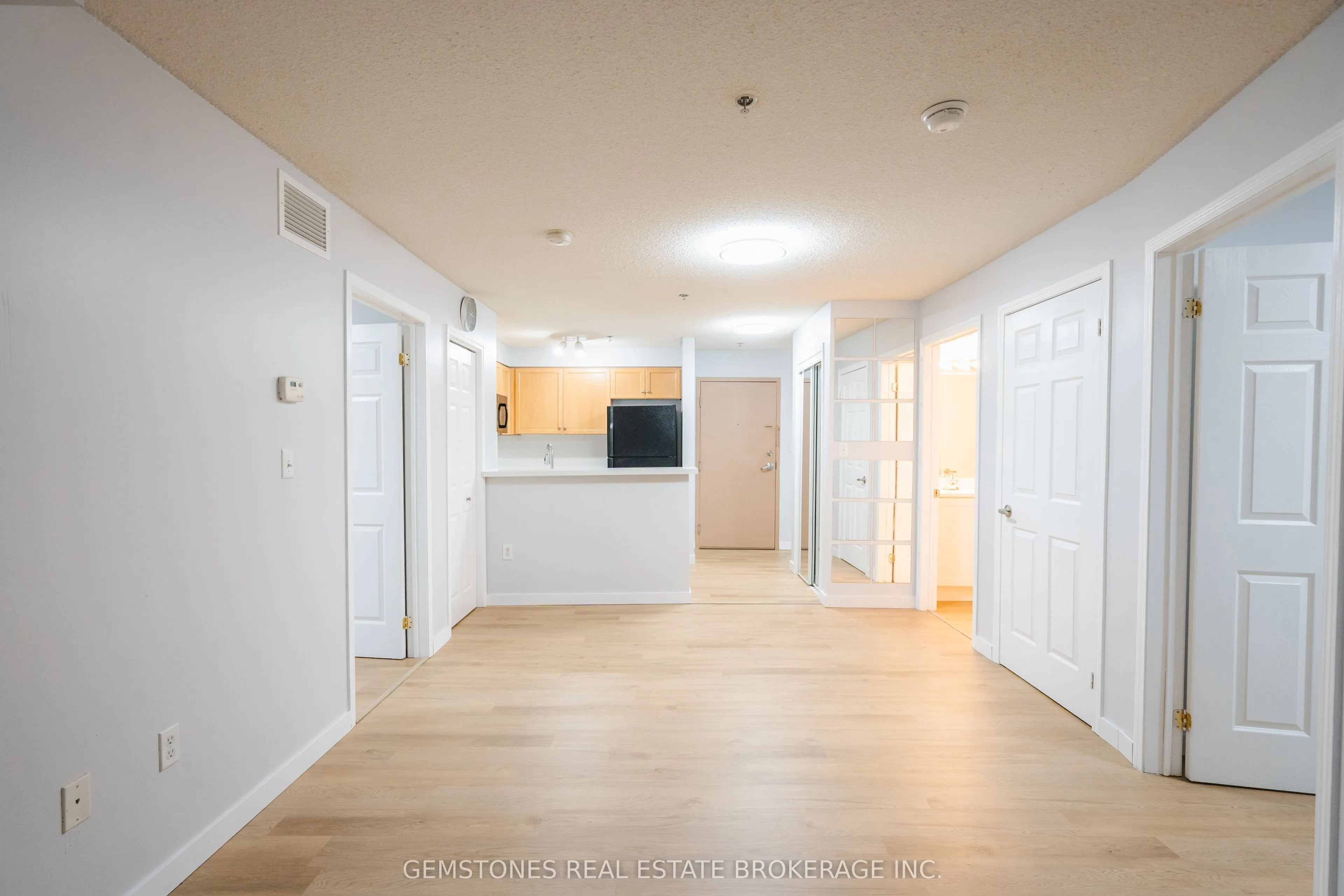 5235 Finch Avenue E, #112