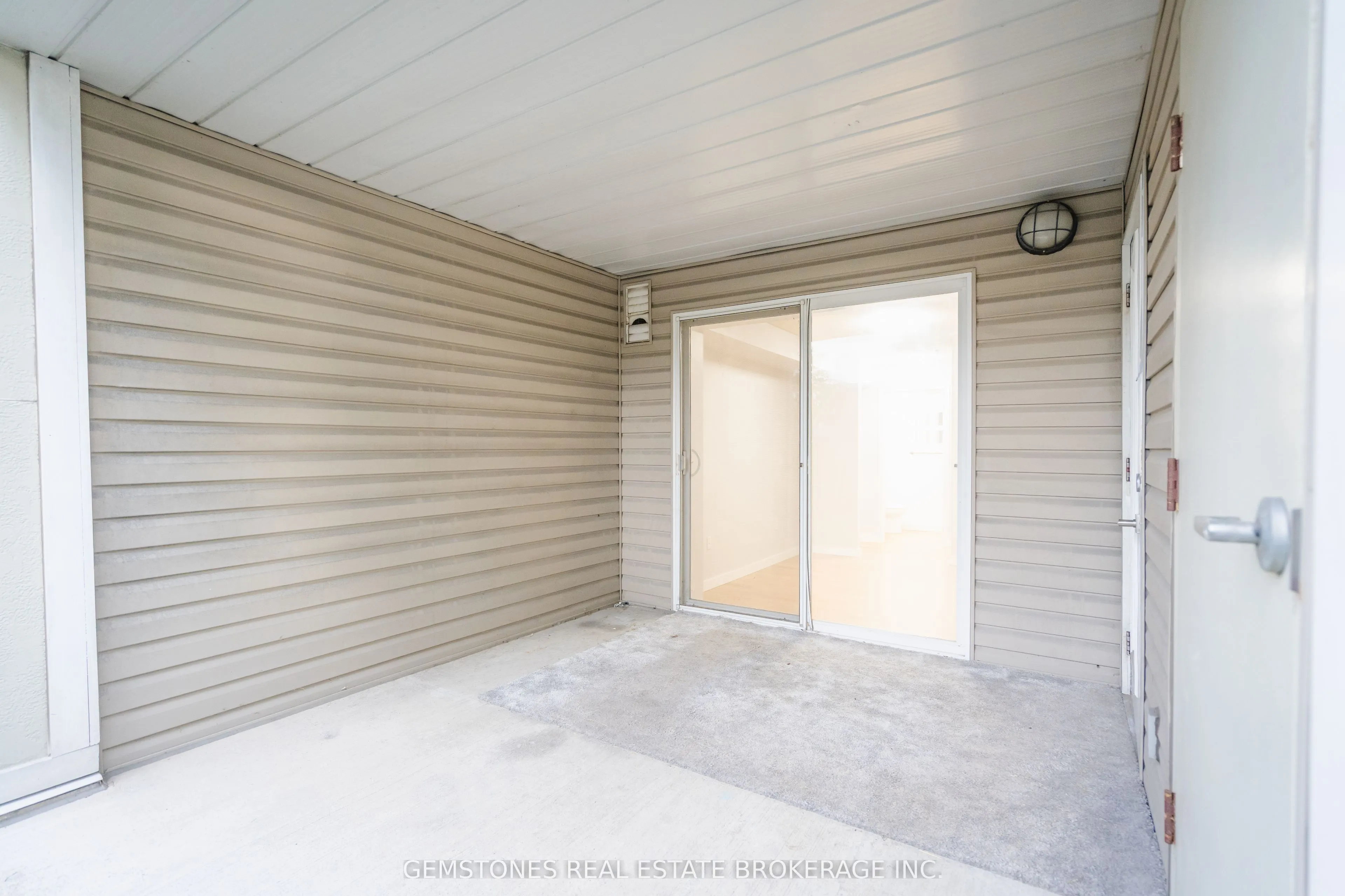 5235 Finch Avenue E, #112