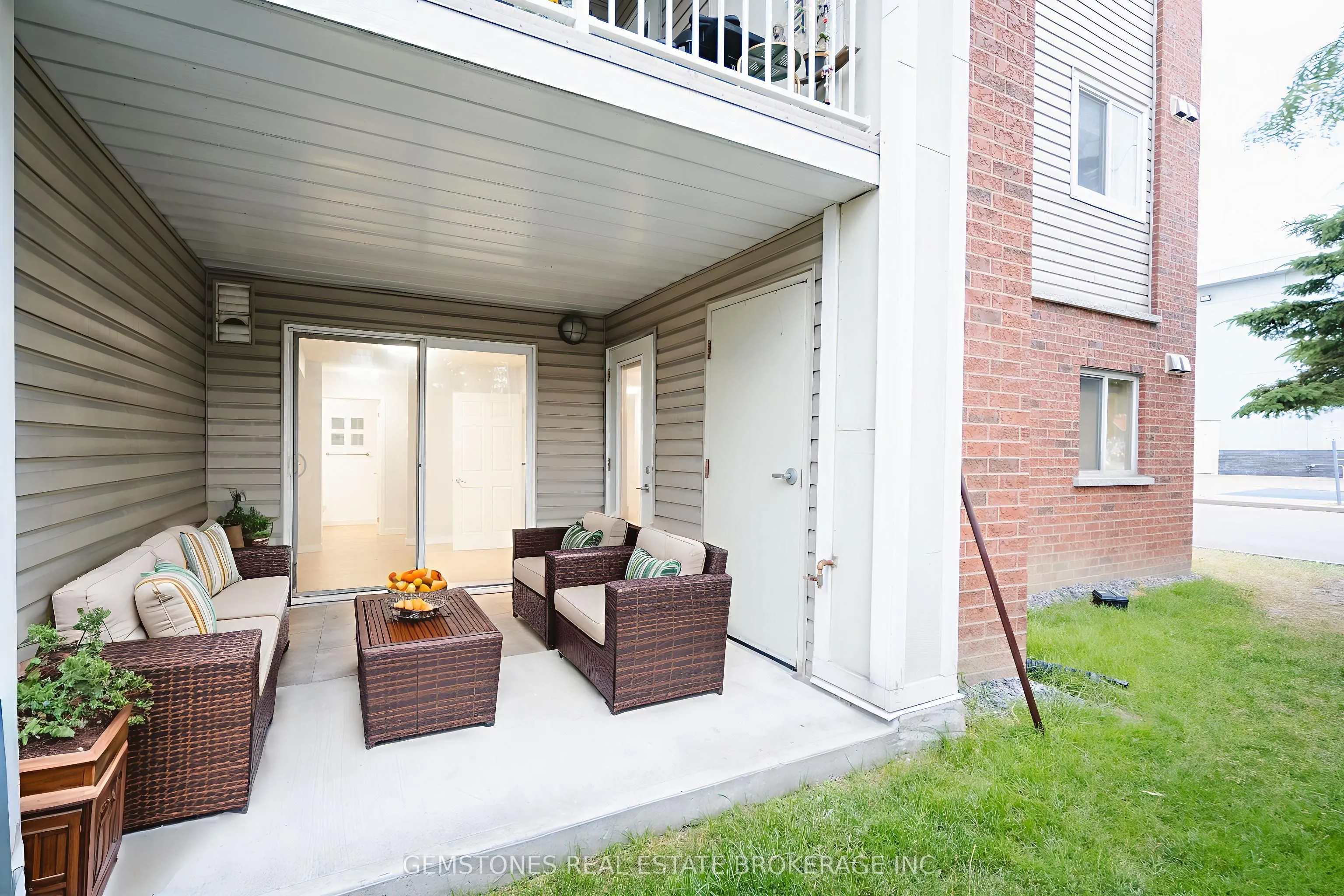 5235 Finch Avenue E, #112