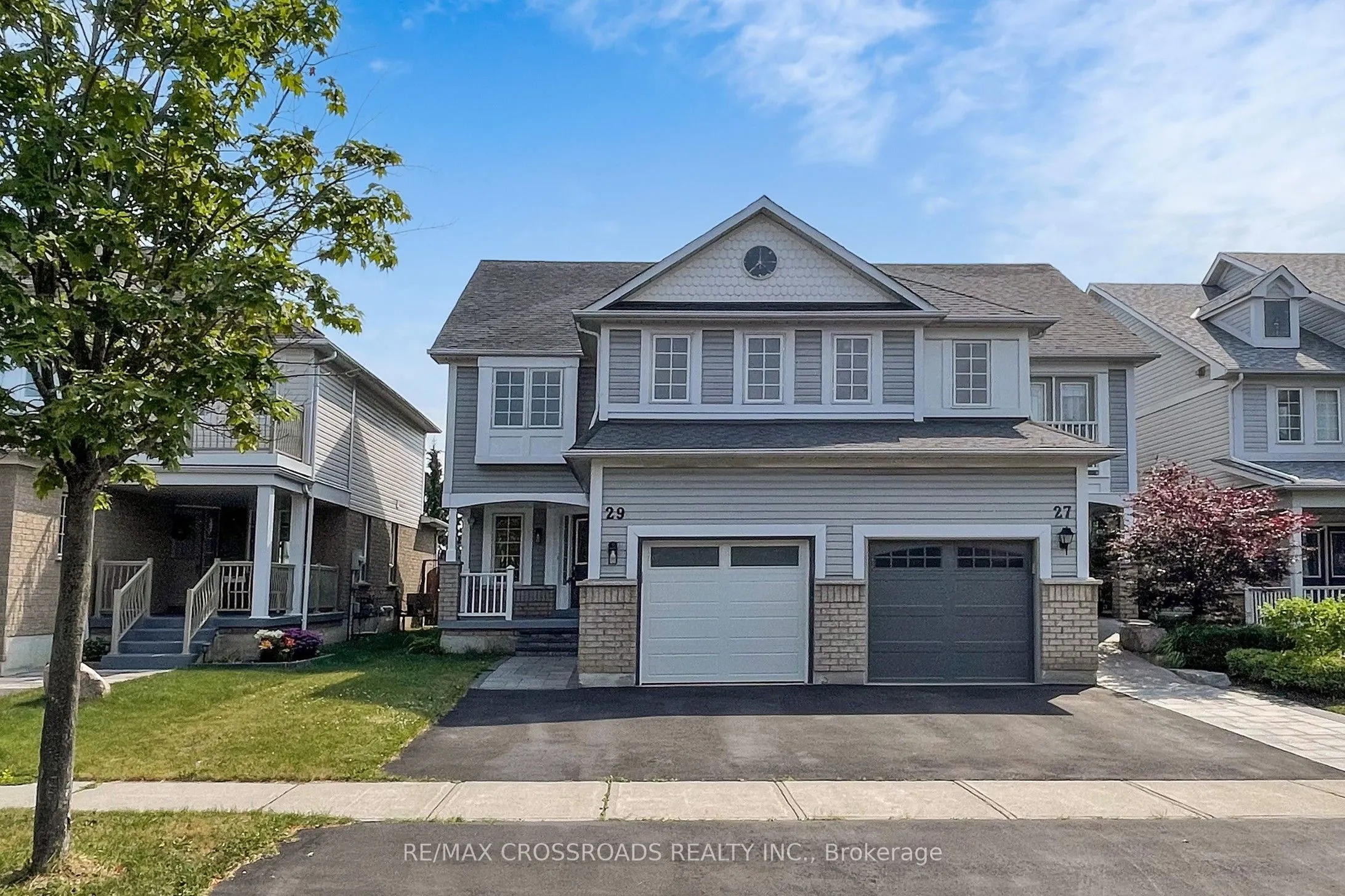 29 Regatta Crescent