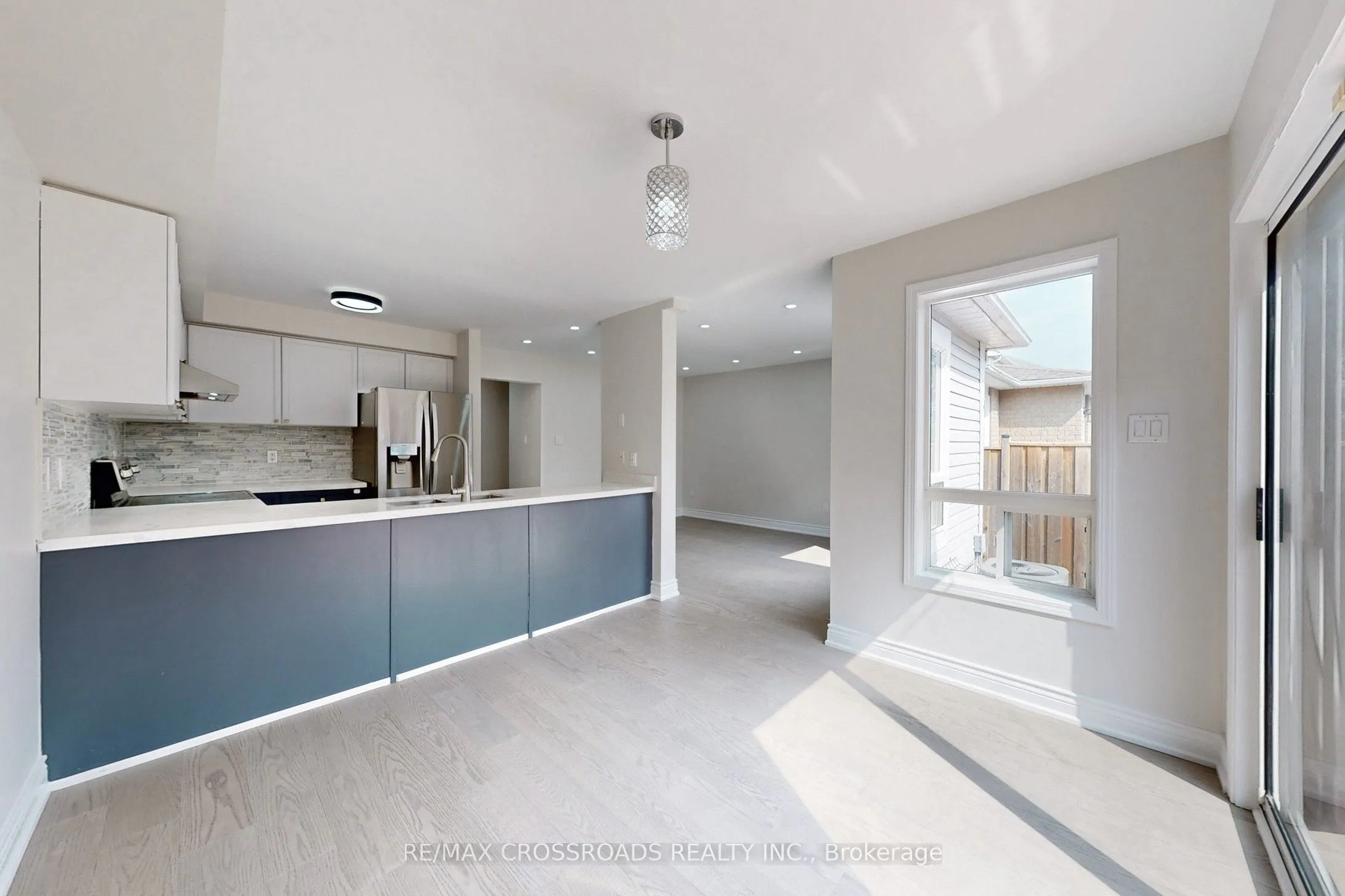 29 Regatta Crescent