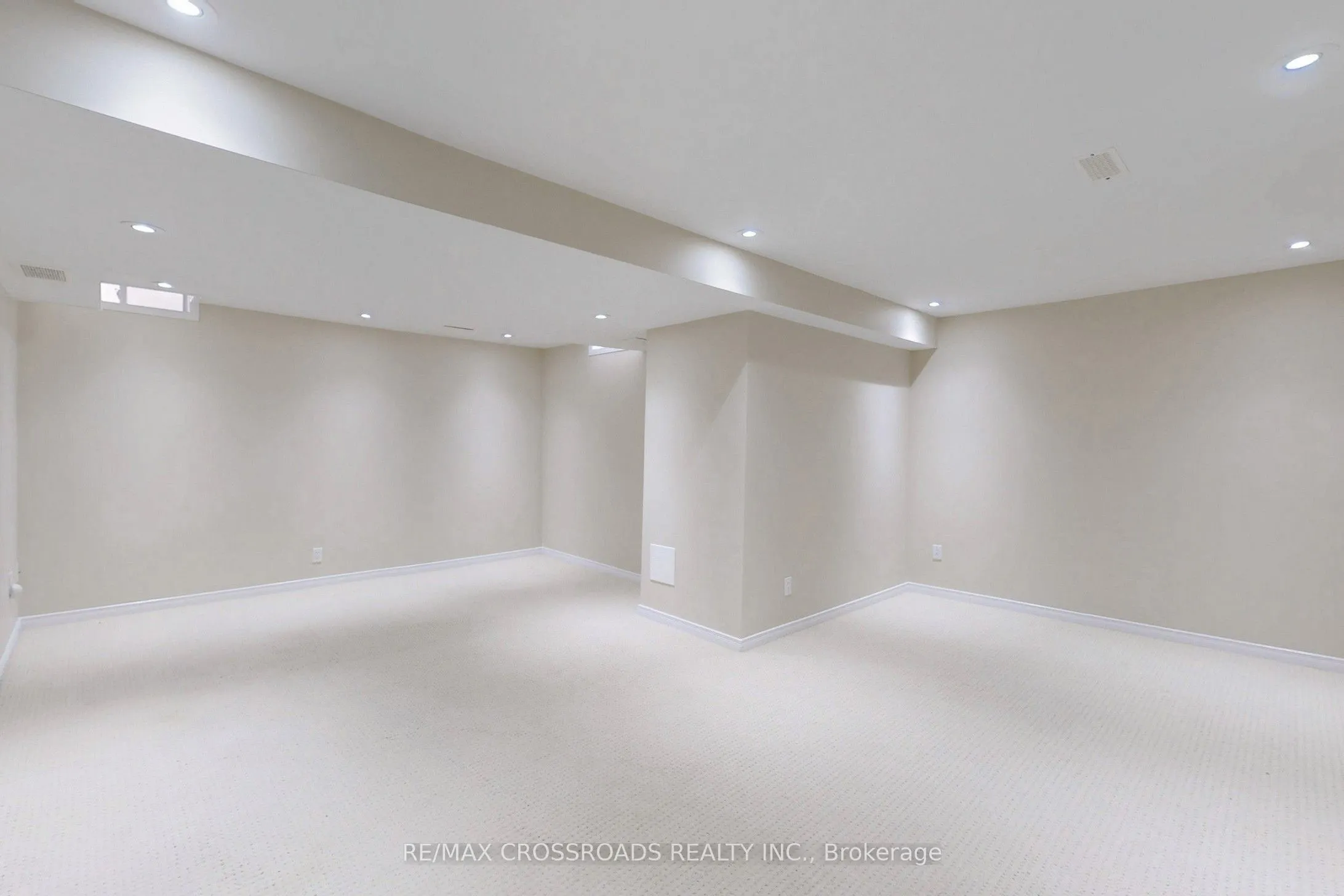 29 Regatta Crescent