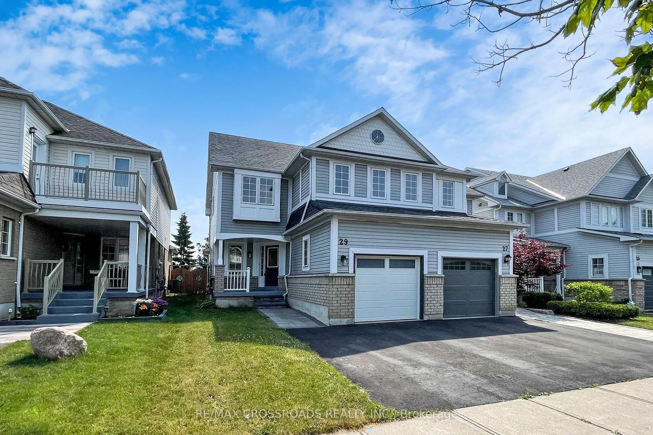 29 Regatta Crescent