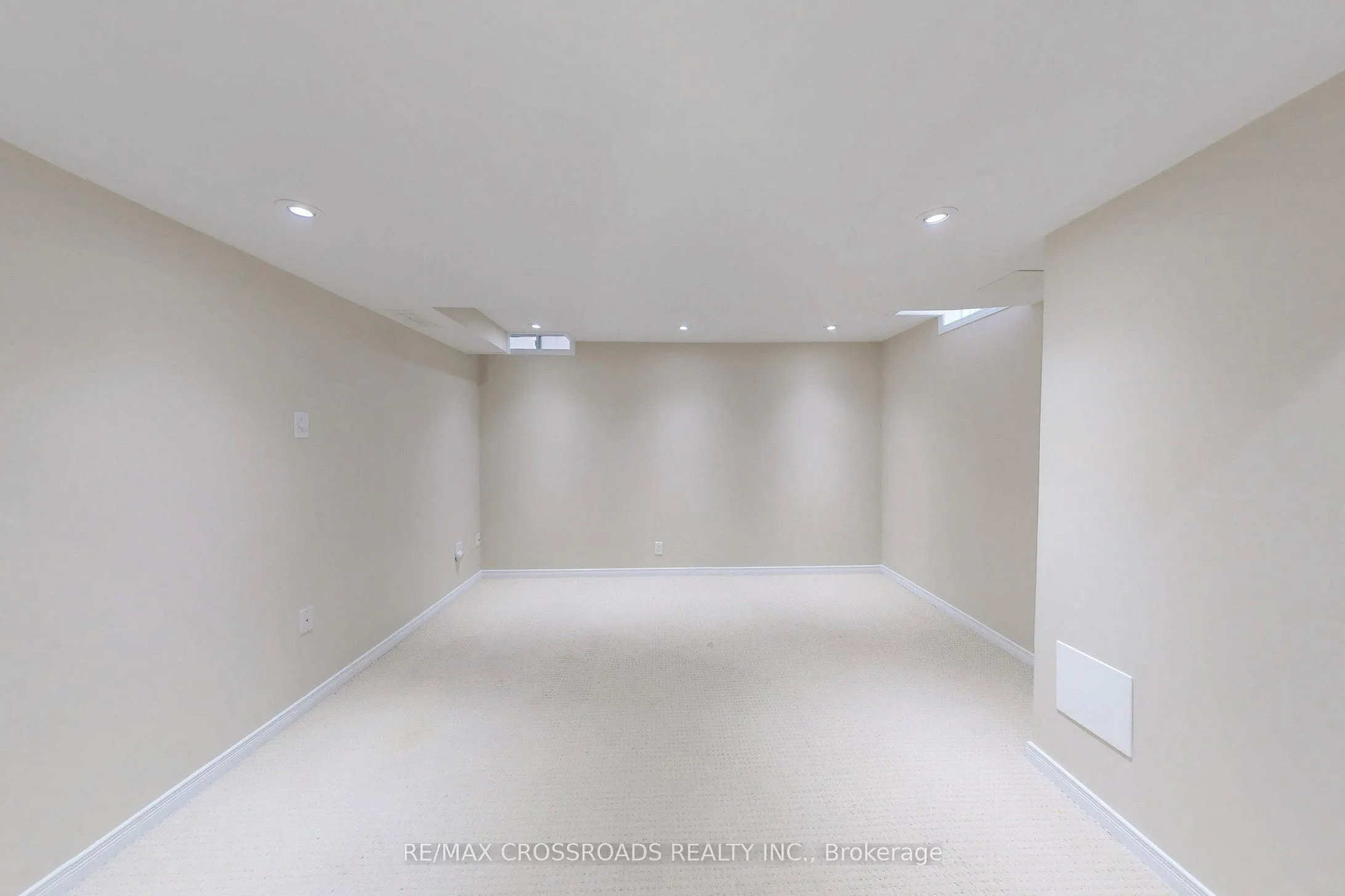 29 Regatta Crescent