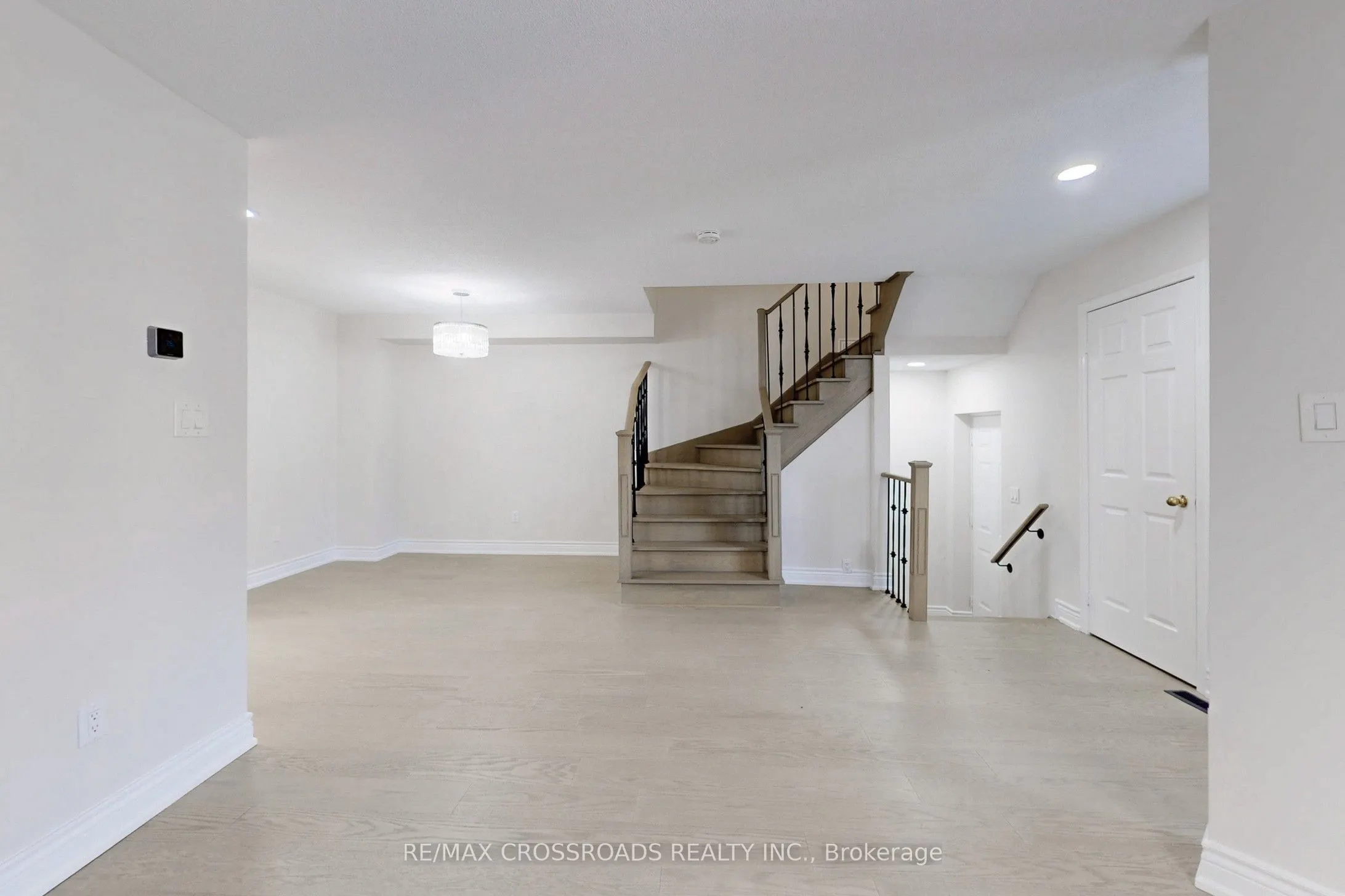 29 Regatta Crescent