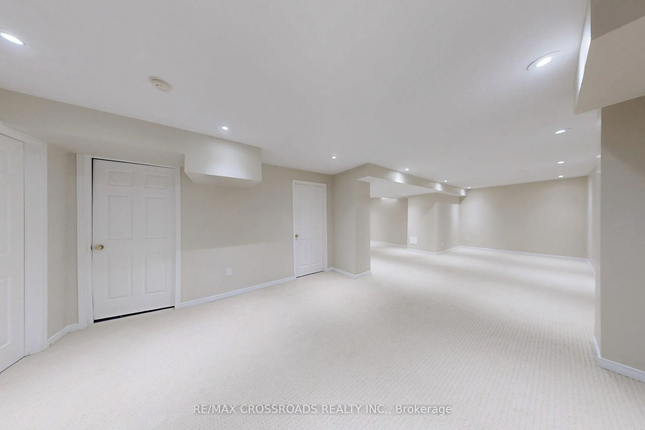 29 Regatta Crescent