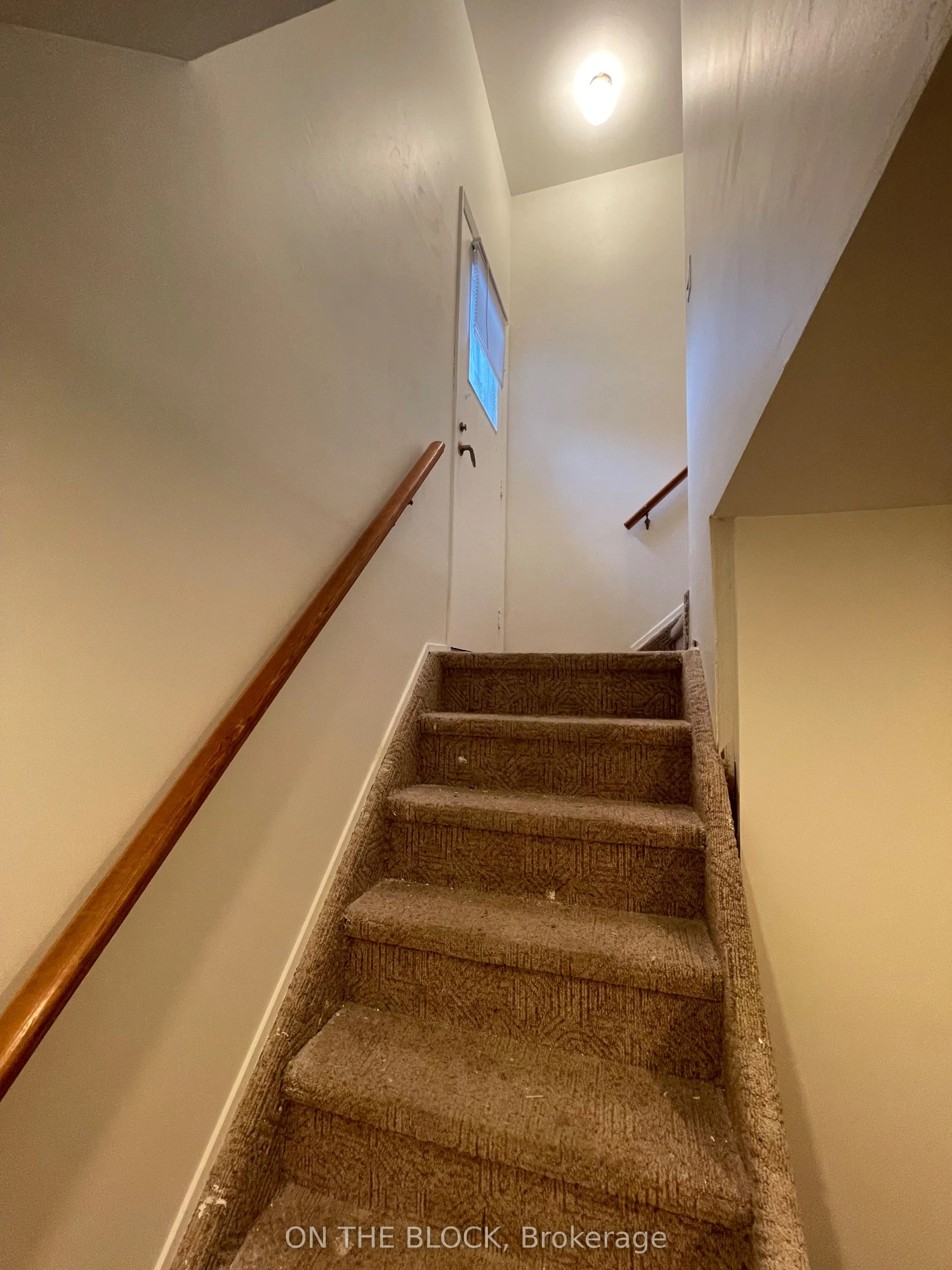 954 Timmins Gdns Gardens N, #2BR Basemnt