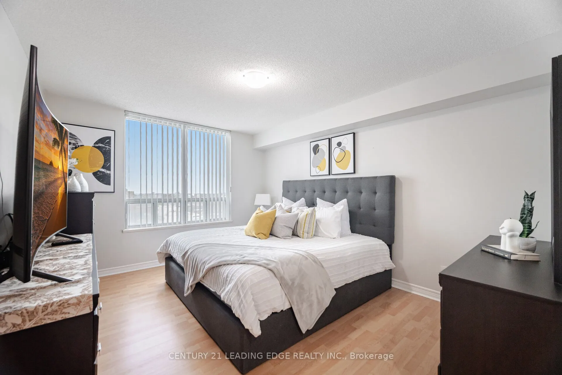 68 Corporate Drive, #2729