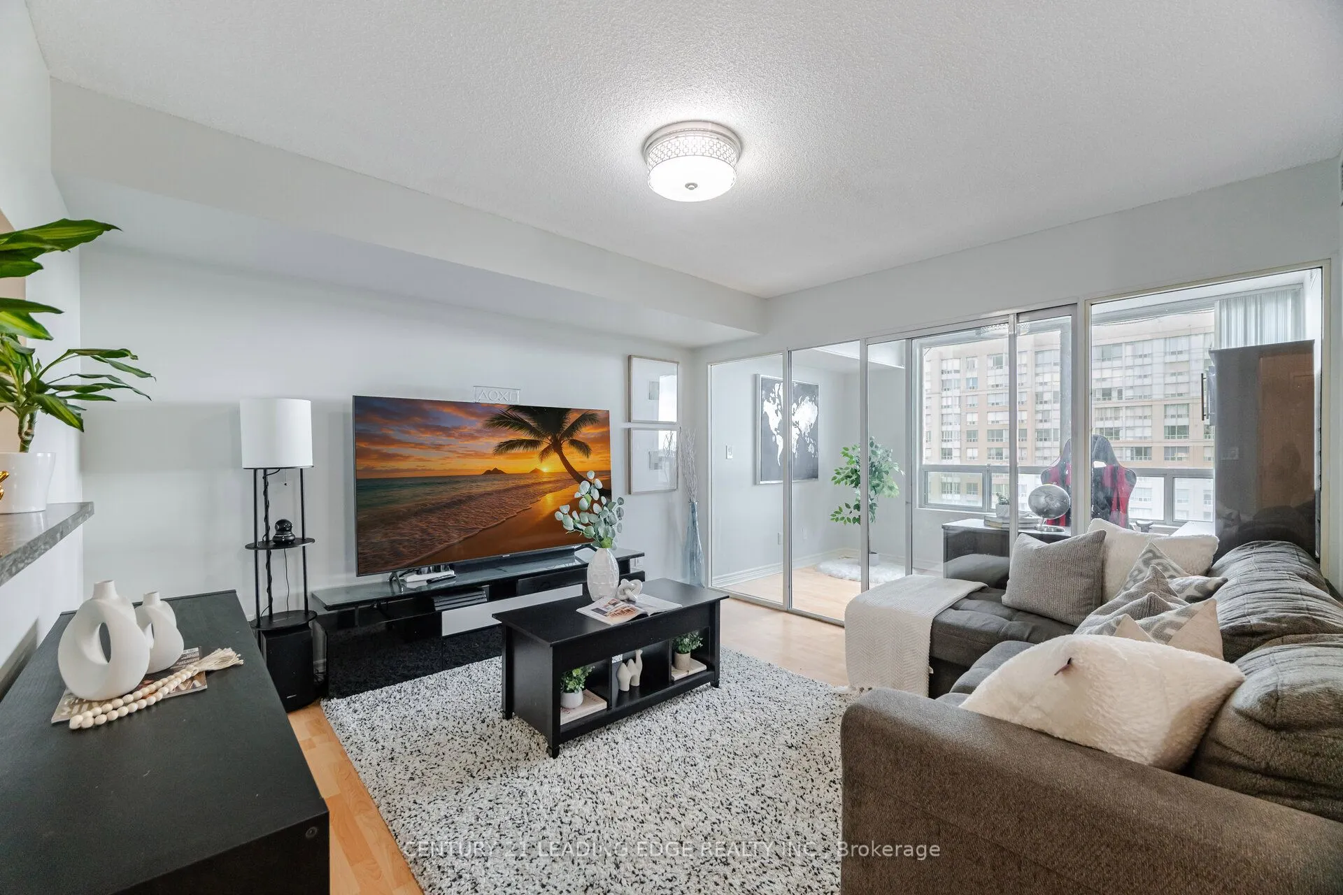 68 Corporate Drive, #2729