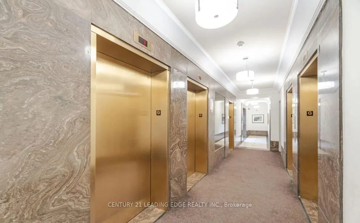 68 Corporate Drive, #2729