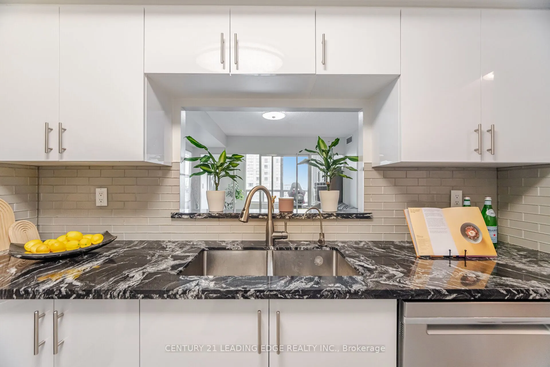 68 Corporate Drive, #2729