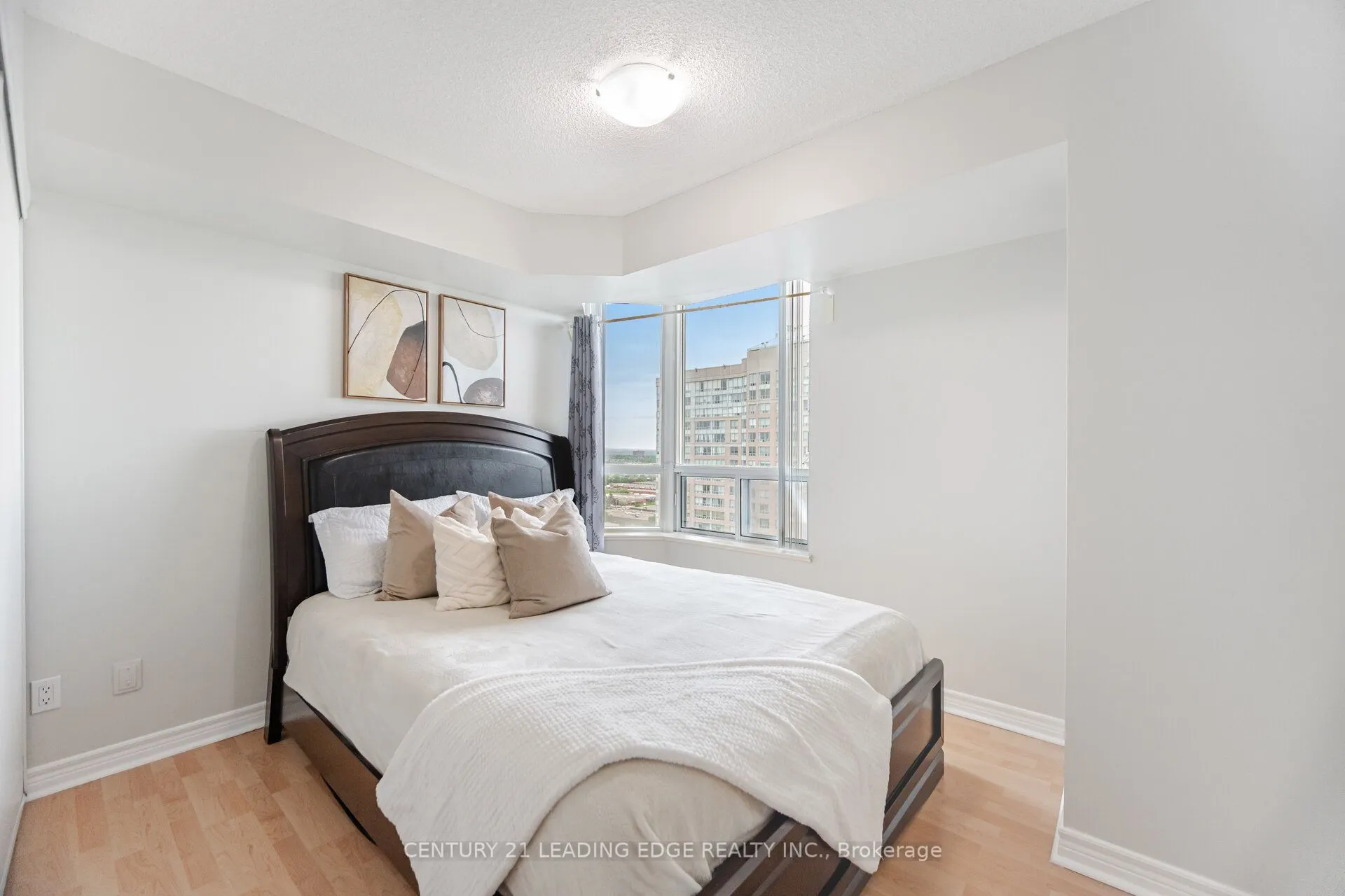 68 Corporate Drive, #2729