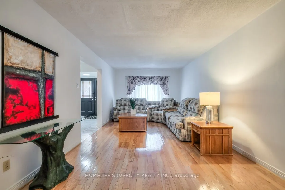 5 Braebrook Drive