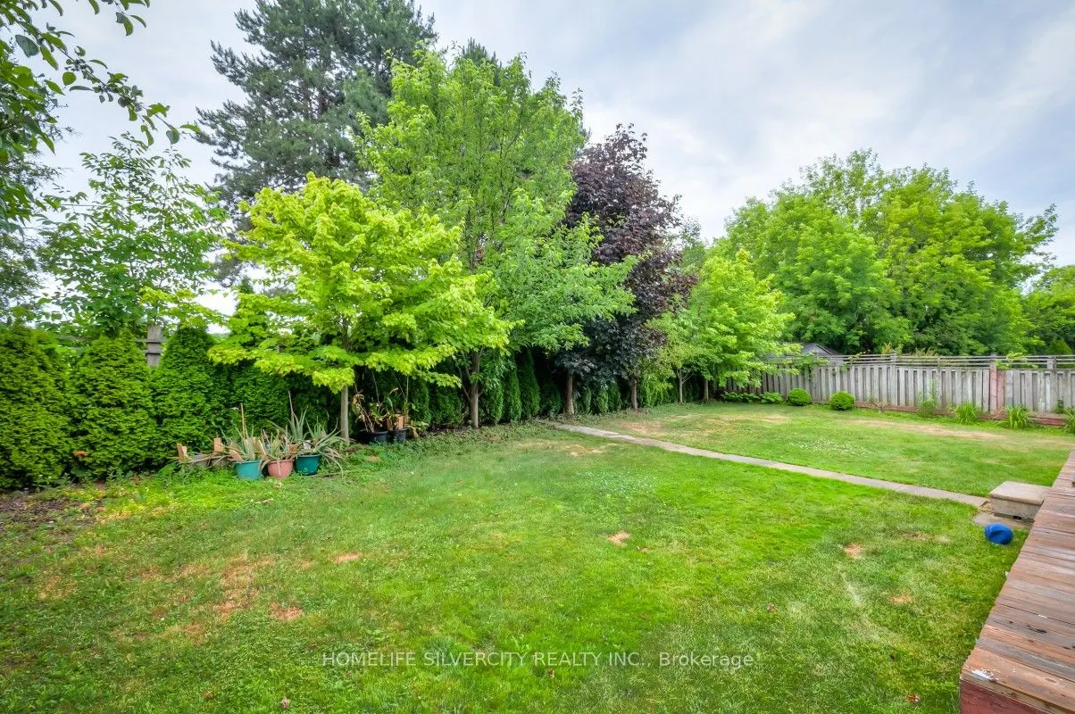 5 Braebrook Drive