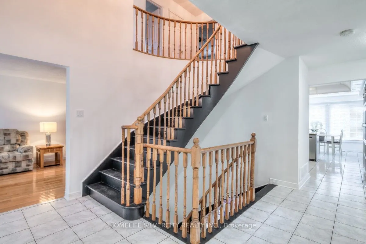 5 Braebrook Drive