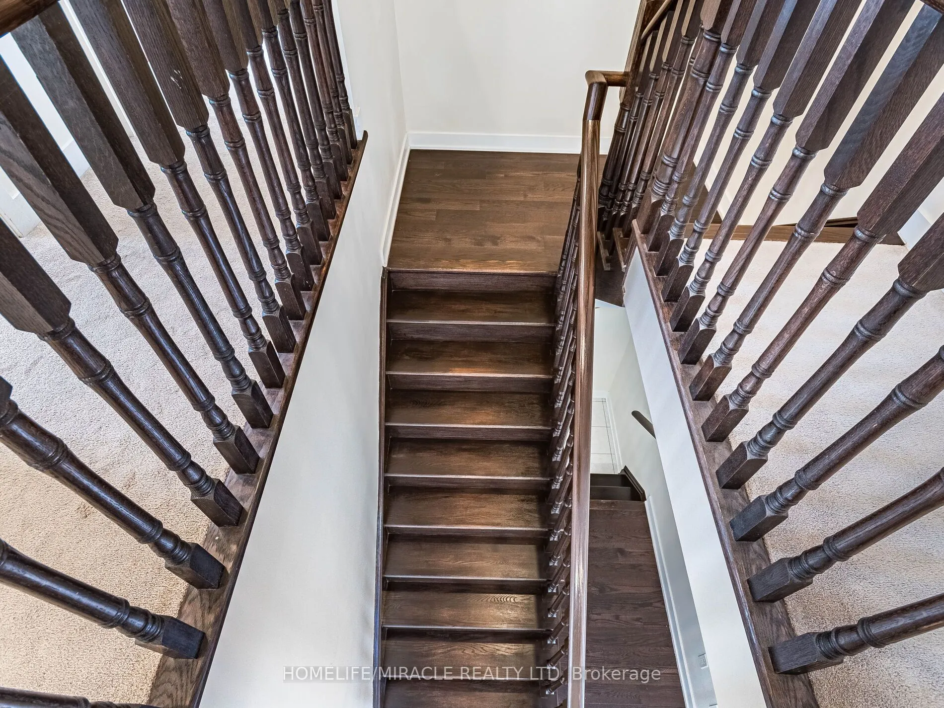 10 Buckles Court